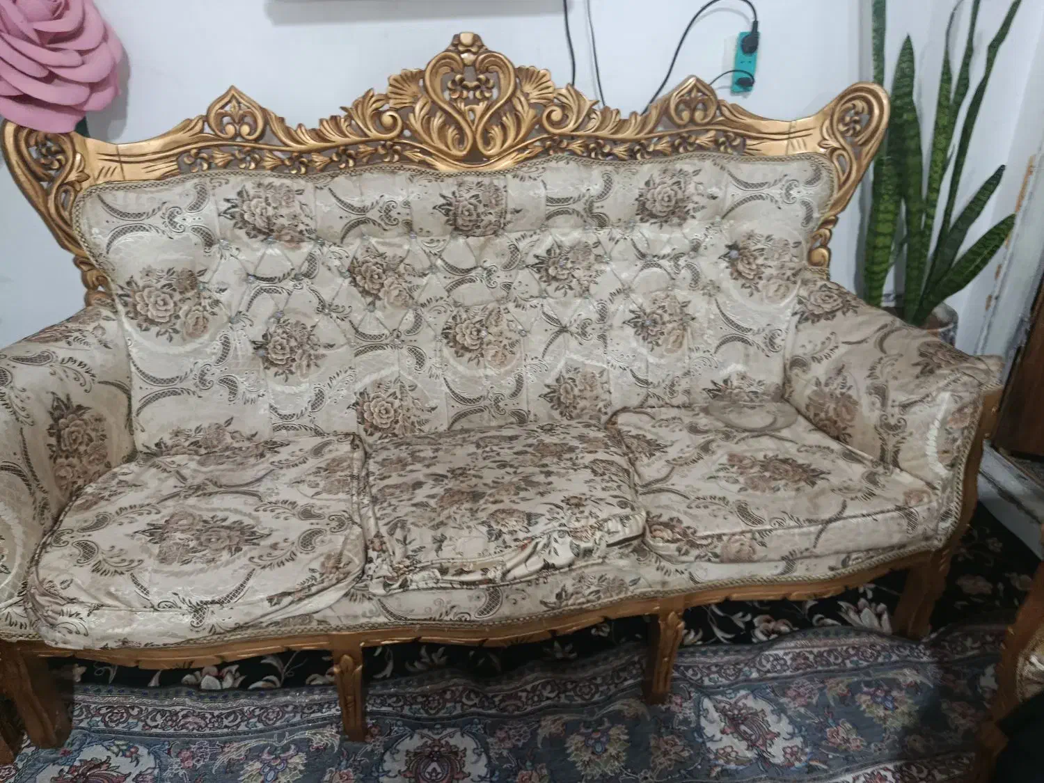 مبل سلطنتی ۹نفره|مبلمان خانگی و میز عسلی|اقبالیه, |دیوار