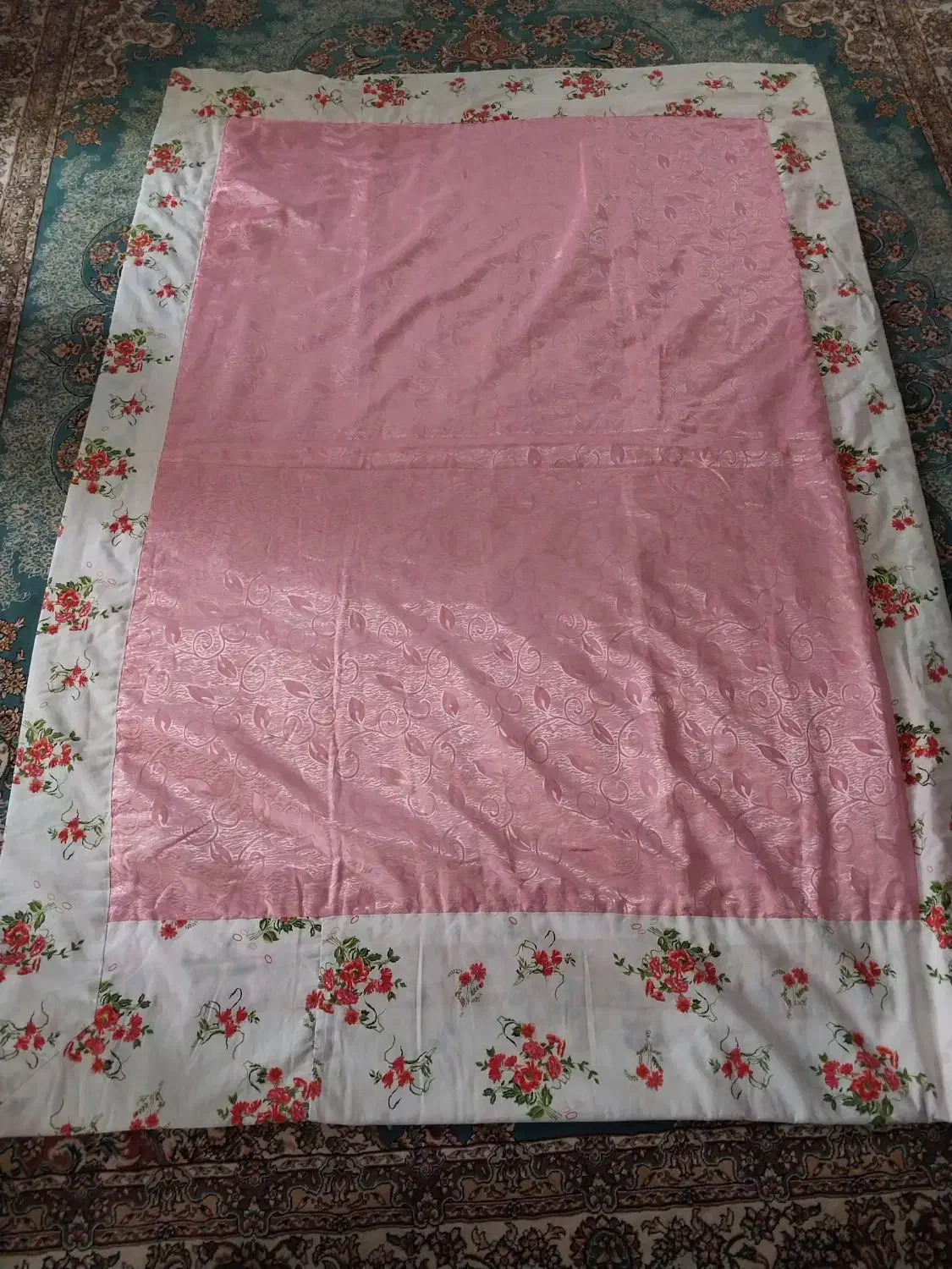 لحاف تازه تمیز|رختخواب، بالش، پتو|بندر انزلی, پردیس|دیوار