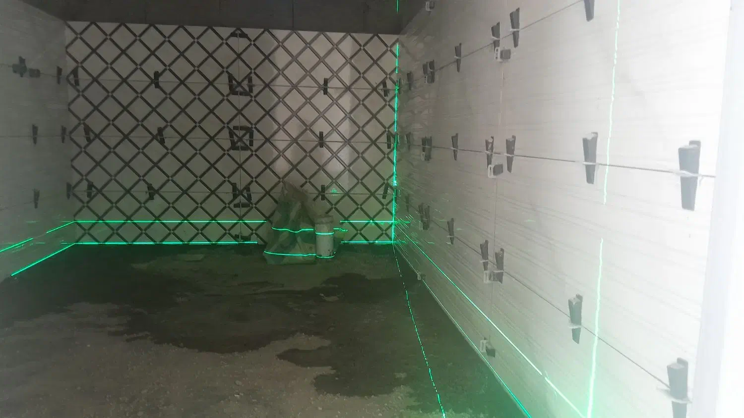 کاشیکار وکاشی و سرامیک وپرسلان وکاشیکاری|خدمات پیشه و مهارت|رشت, انصاری|دیوار