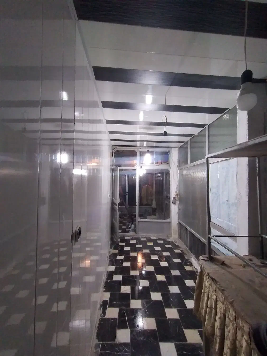 فروش مغازه بازارپاساژ چمران|فروش مغازه و غرفه|میانه, |دیوار