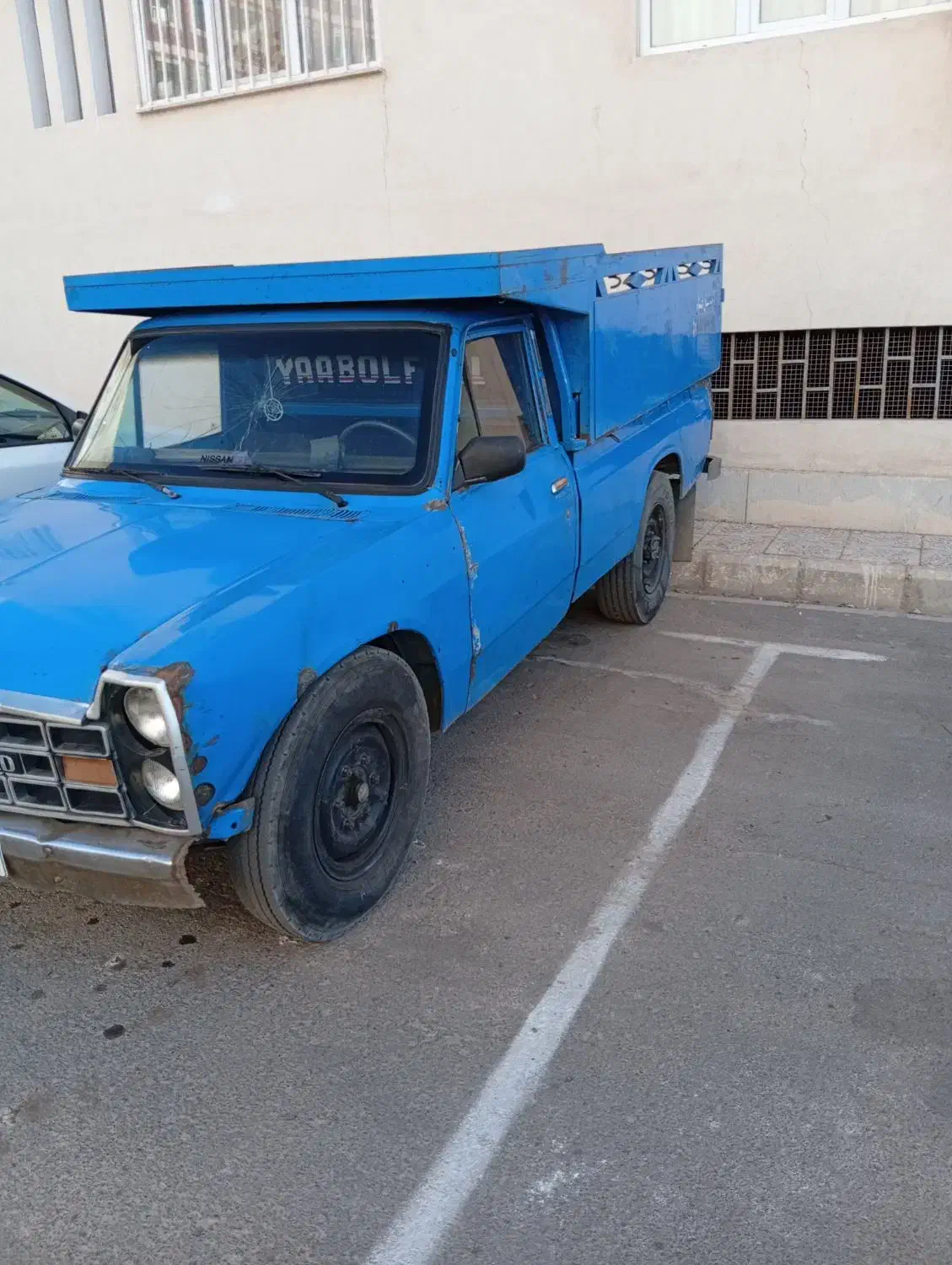 نیسان وانت|خودرو سواری و وانت|پرند, فاز ۵|دیوار