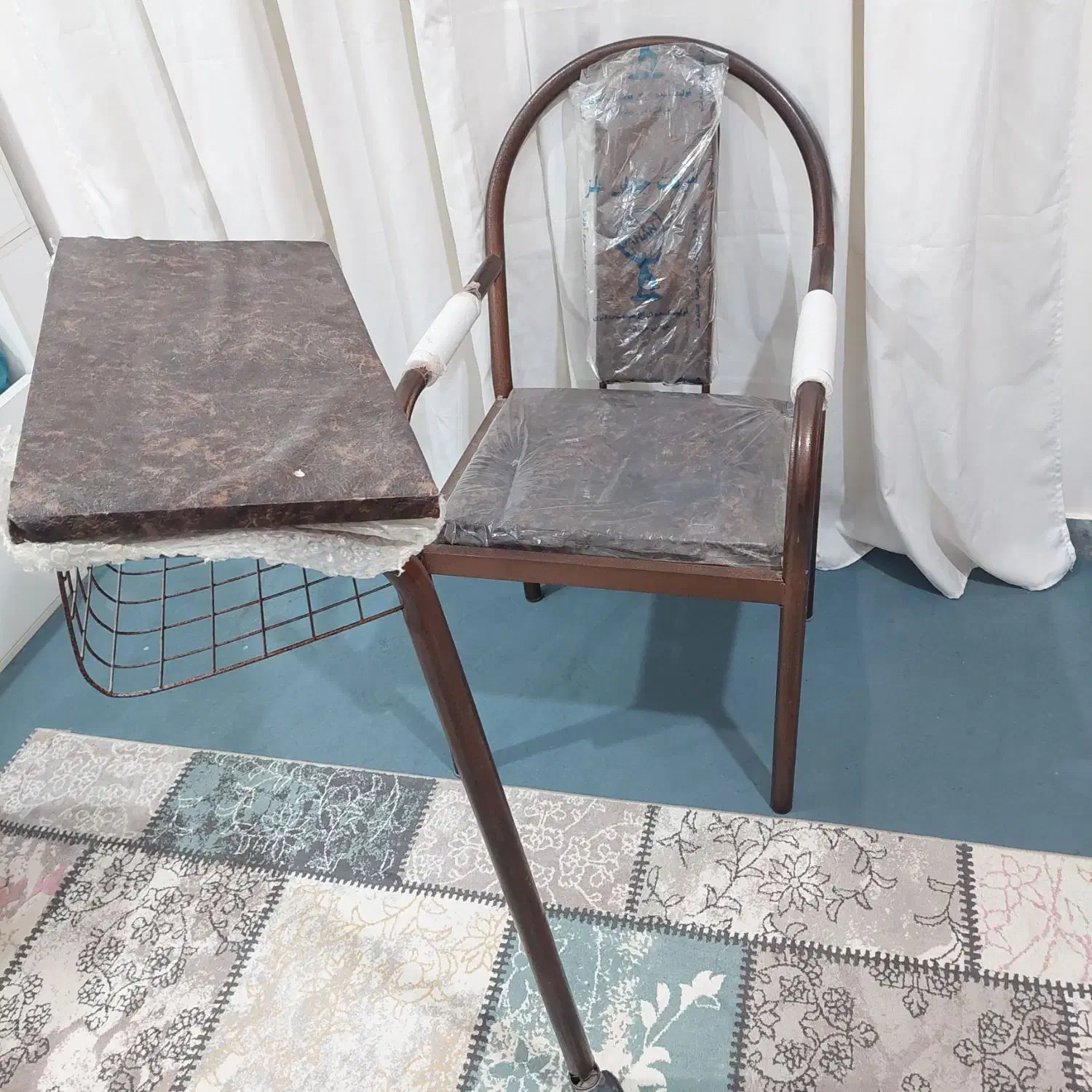 صندلی نماز|صندلی و نیمکت|رامهرمز, |دیوار