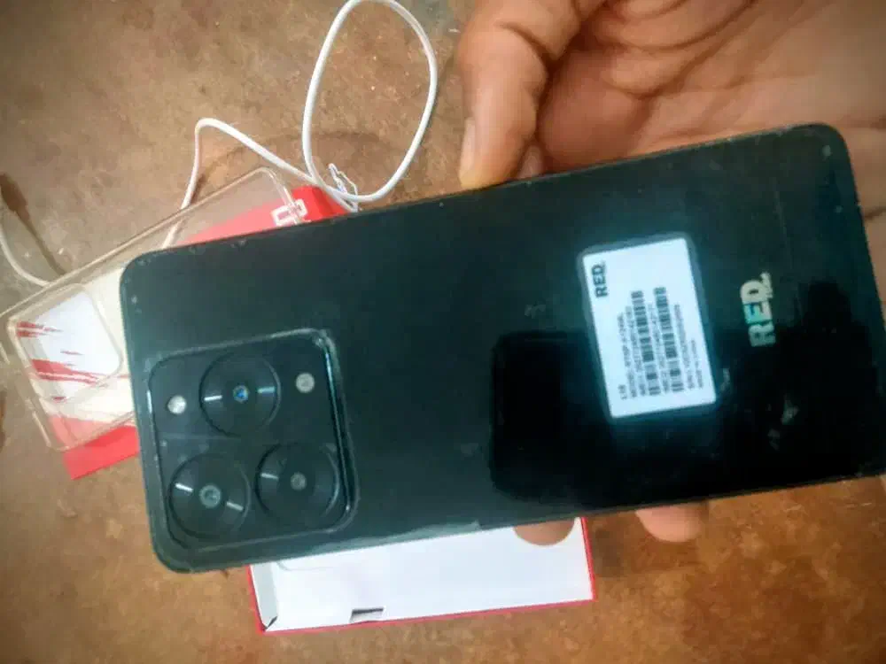 فروش فوری گوشی red tone L10 کاملا تمیز|موبایل|ساربوک, |دیوار