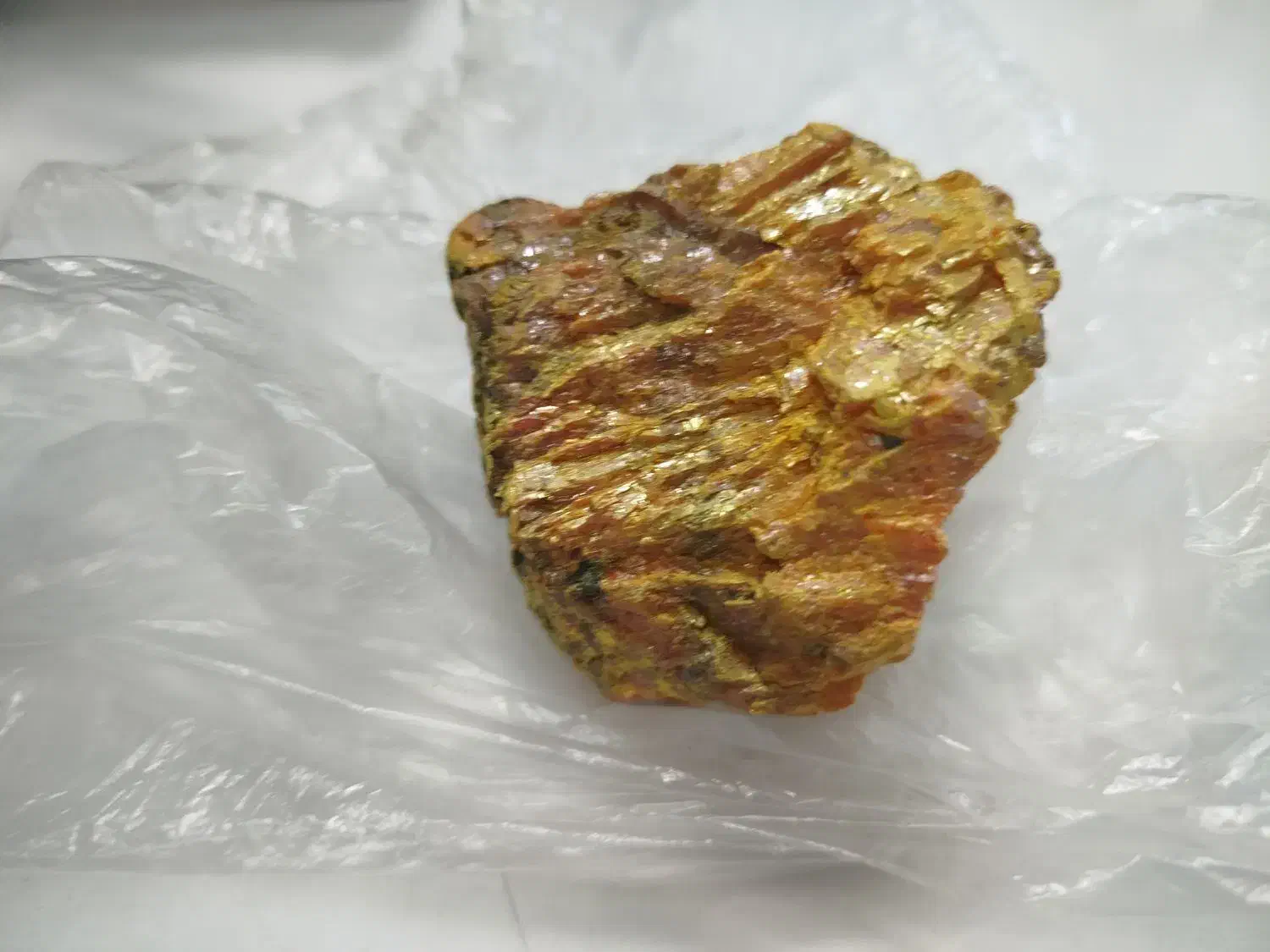 سنگ معدنی|کلکسیون اشیاء عتیقه|نسیم‌شهر, |دیوار