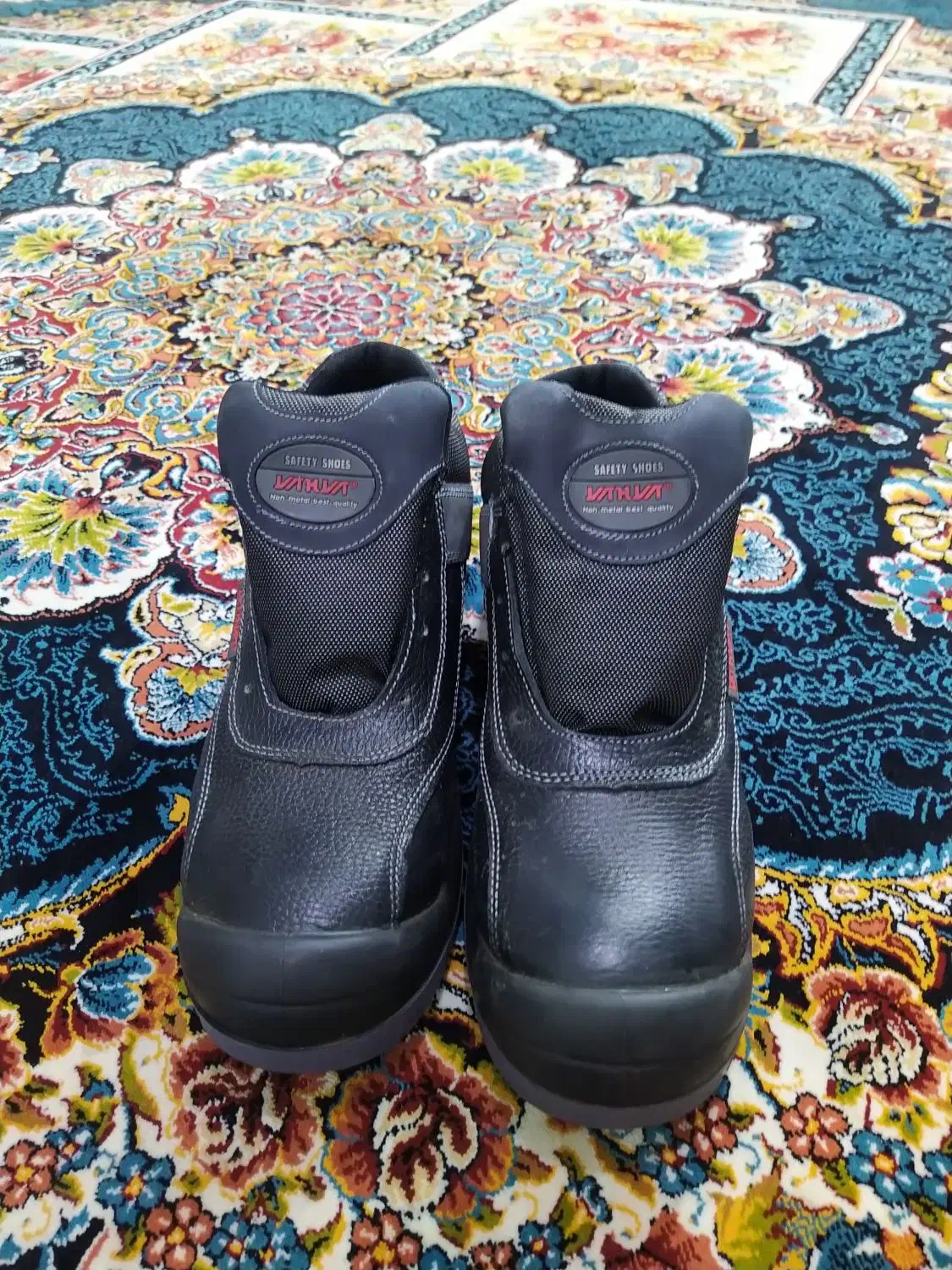 کفش ایمنی|کیف، کفش، کمربند|نیشابور, شهرک رسولی|دیوار