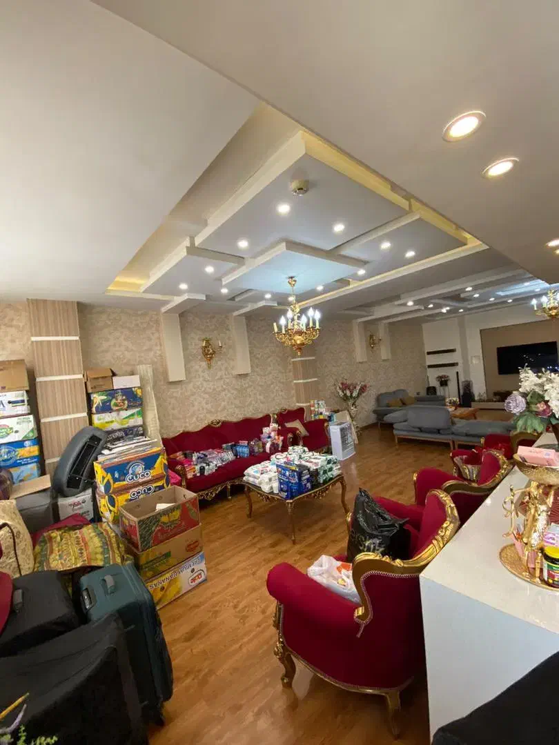 180 متر 3 خواب لاکچری .ویو ابدی .  رو ب افتاب .