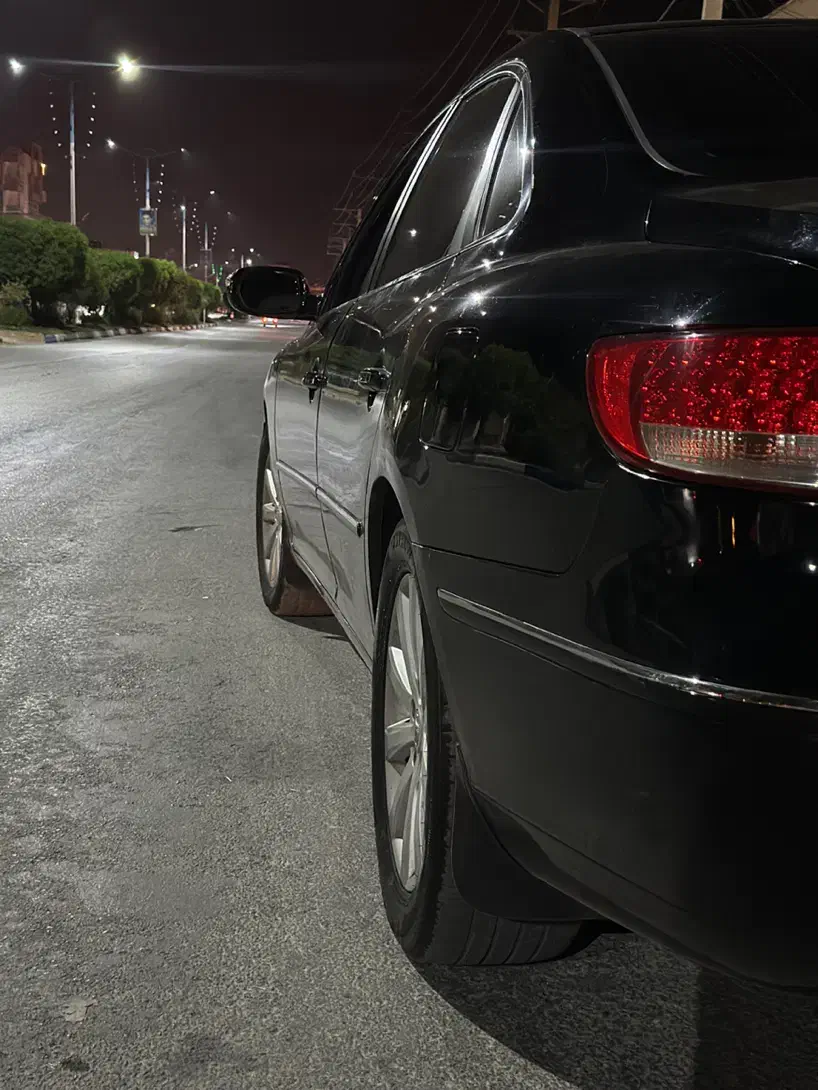 ازرا مشکی ۲۰۱۰ فول وارداتی|خودرو سواری و وانت|شیراز, تاچارا|دیوار