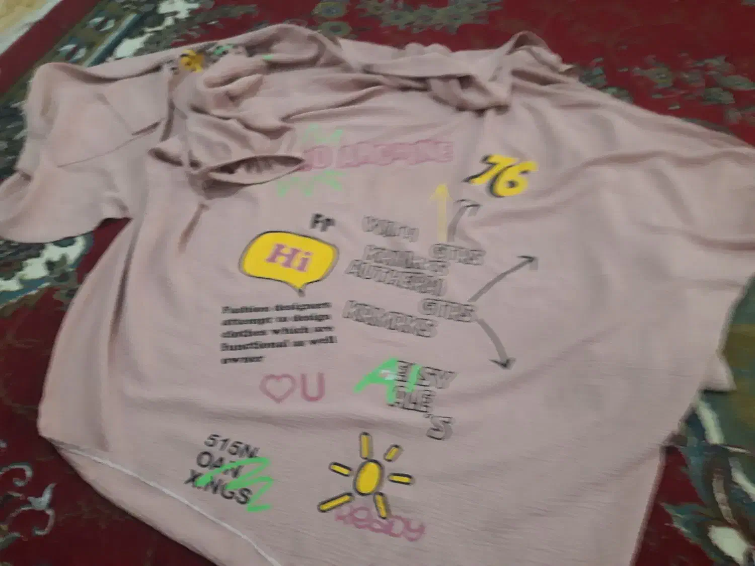 مانتو وکیف|لباس|بابل, |دیوار