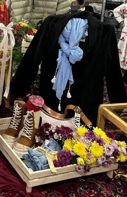 کرایه باکس چوبی  لباس یلدا|صنایع دستی و سایر لوازم تزئینی|مشهد, حجت|دیوار