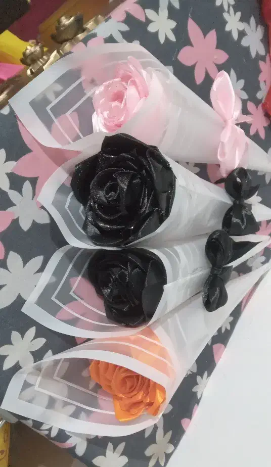 گل روبانی|گل مصنوعی|ایلخچی, |دیوار