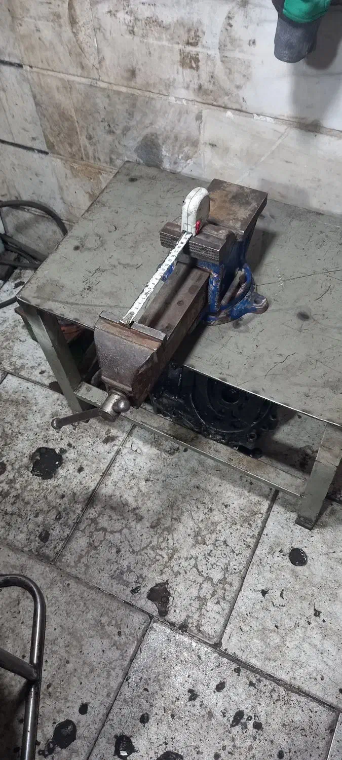 گیره رومیزی جنس خوب خارجی پایه گردان،|ابزارآلات|قرچک, محمد آباد|دیوار