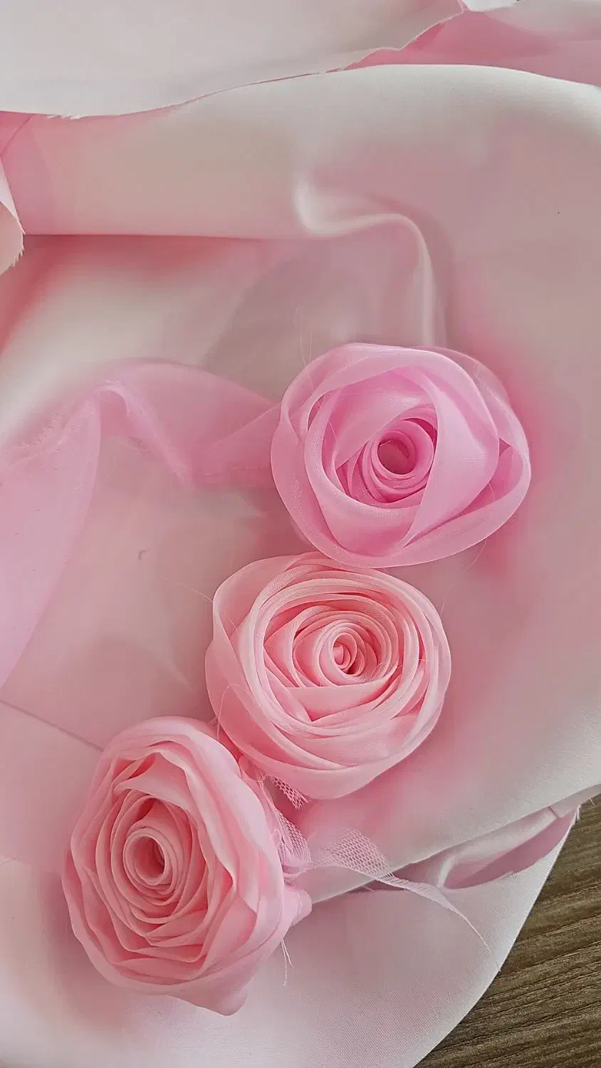 کارگاه دوخت لباس مجلسی و گل های پارچه ای|استخدام صنعتی، فنی، مهندسی|بومهن, |دیوار