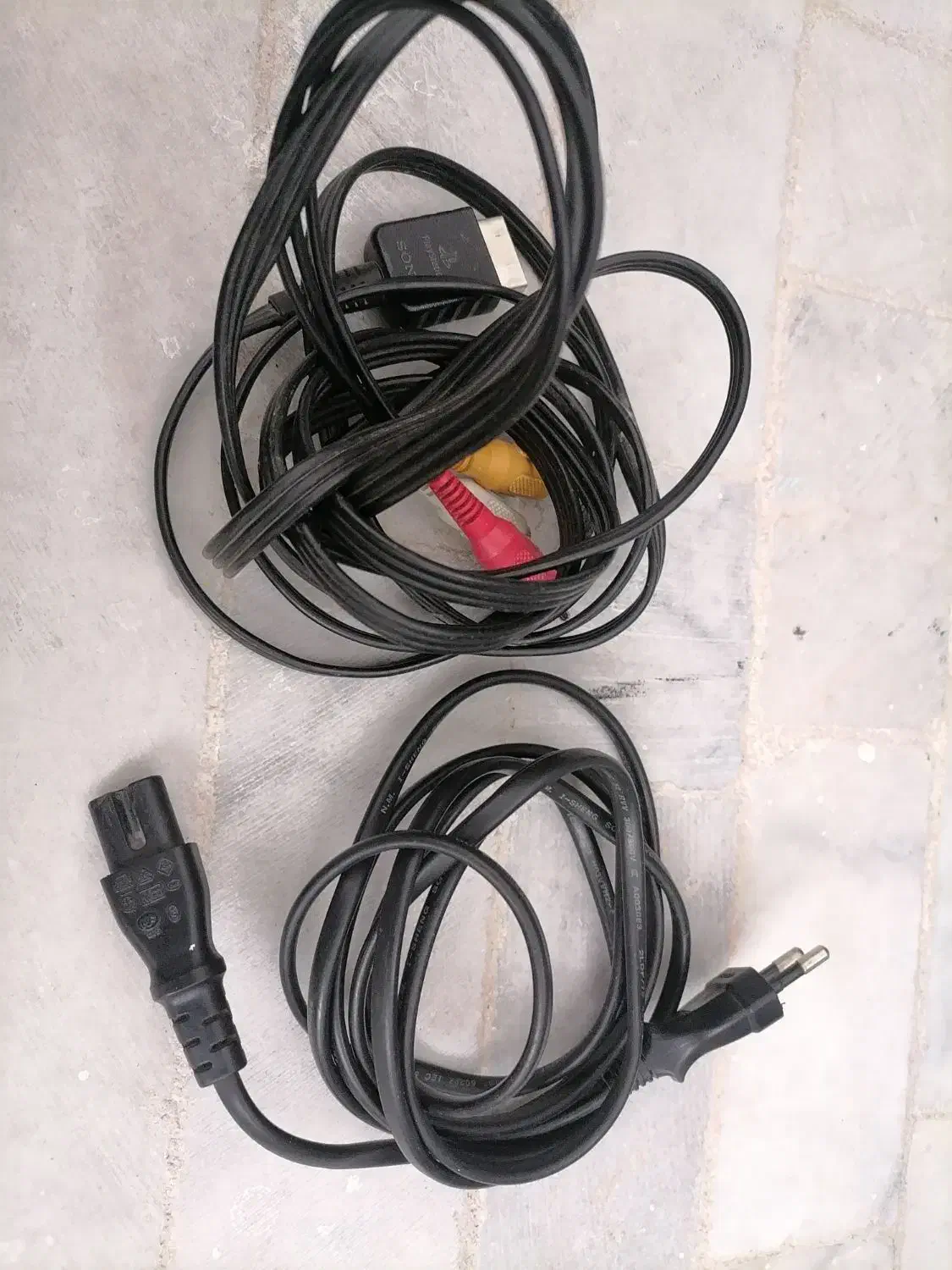 پلی‌استیشن ۲ (PS2) همراه لوازم|کنسول، بازی ویدئویی و آنلاین|یزد, |دیوار