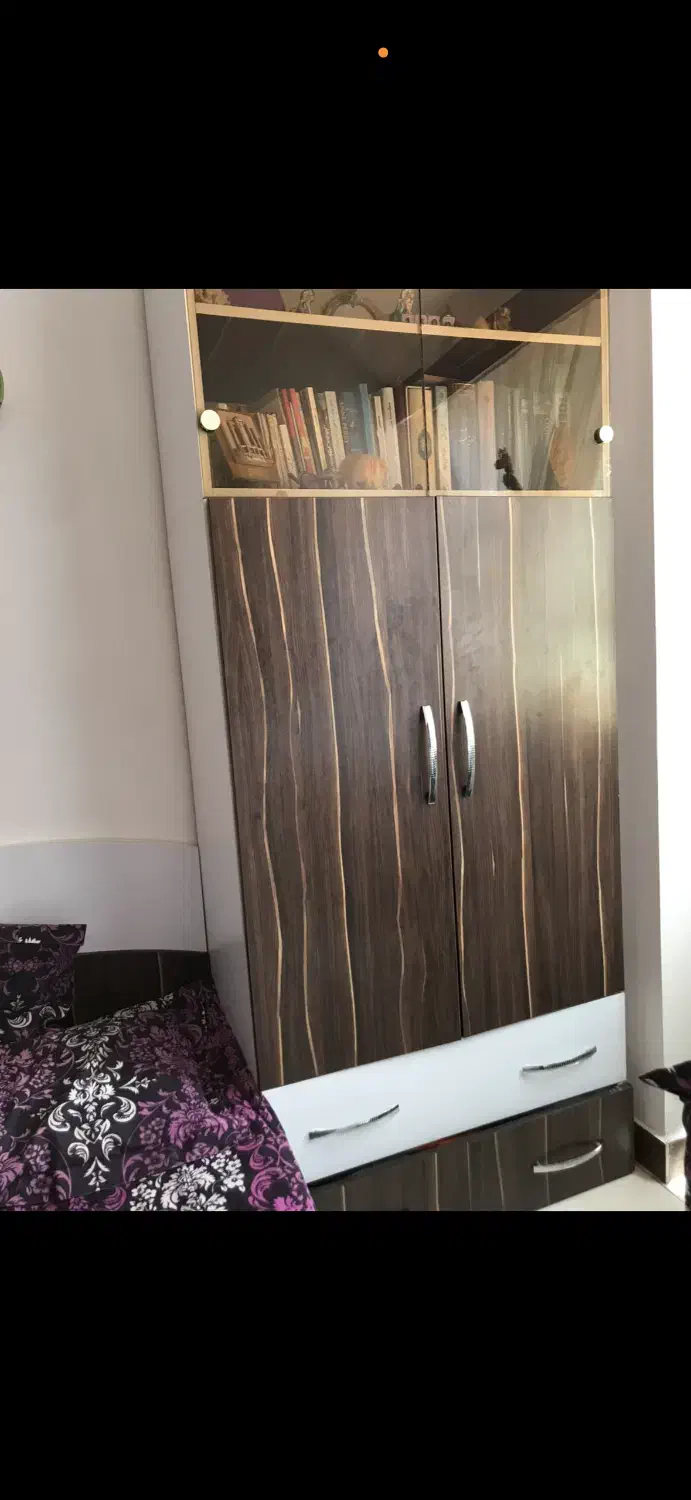 یه جا و باهم در حد نو مهاجرتی|مبلمان خانگی و میز عسلی|رشت, چمارسرا|دیوار