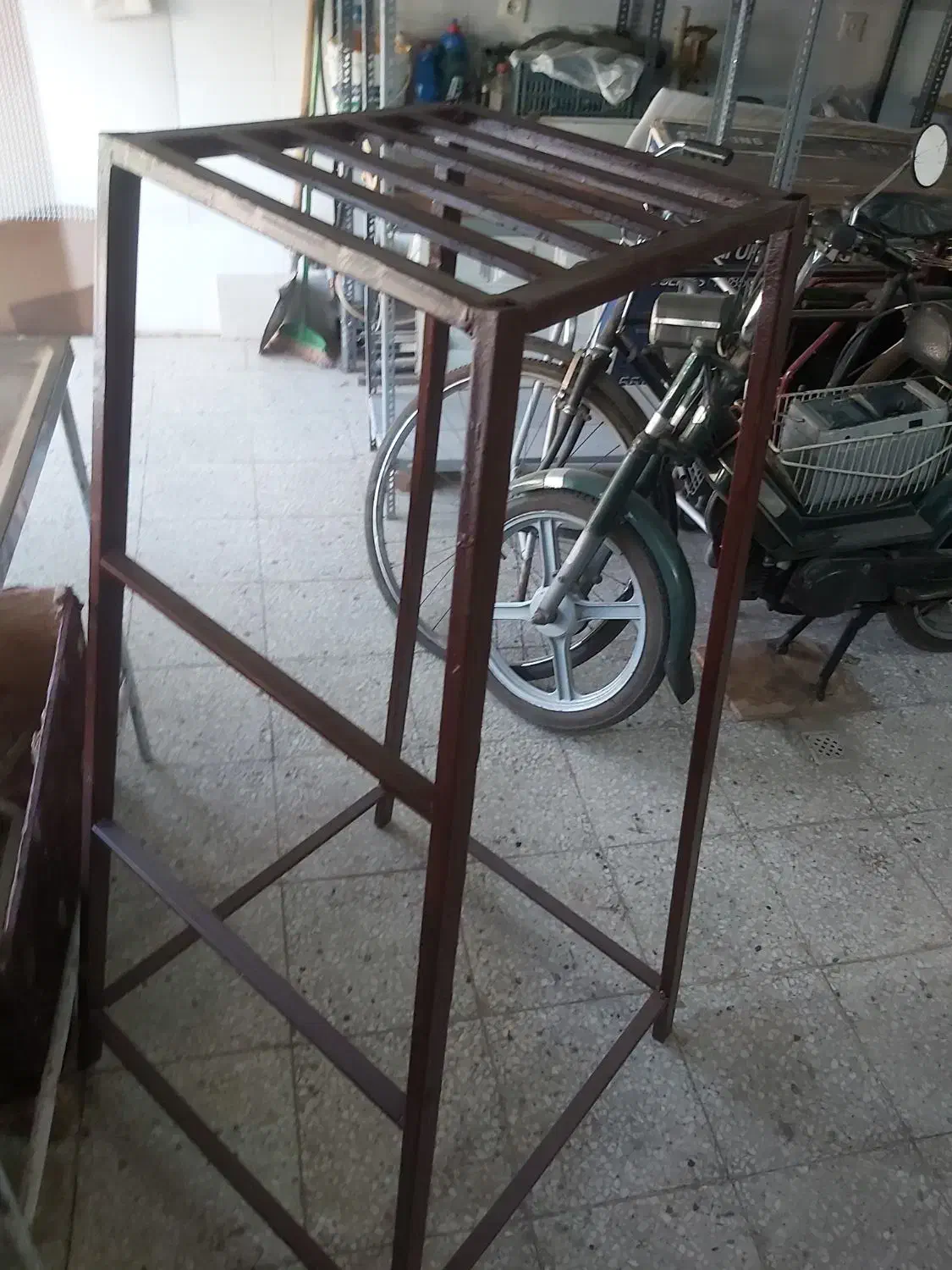 چهارپایه اهنی|صندلی و نیمکت|محمدیه-قزوین, |دیوار