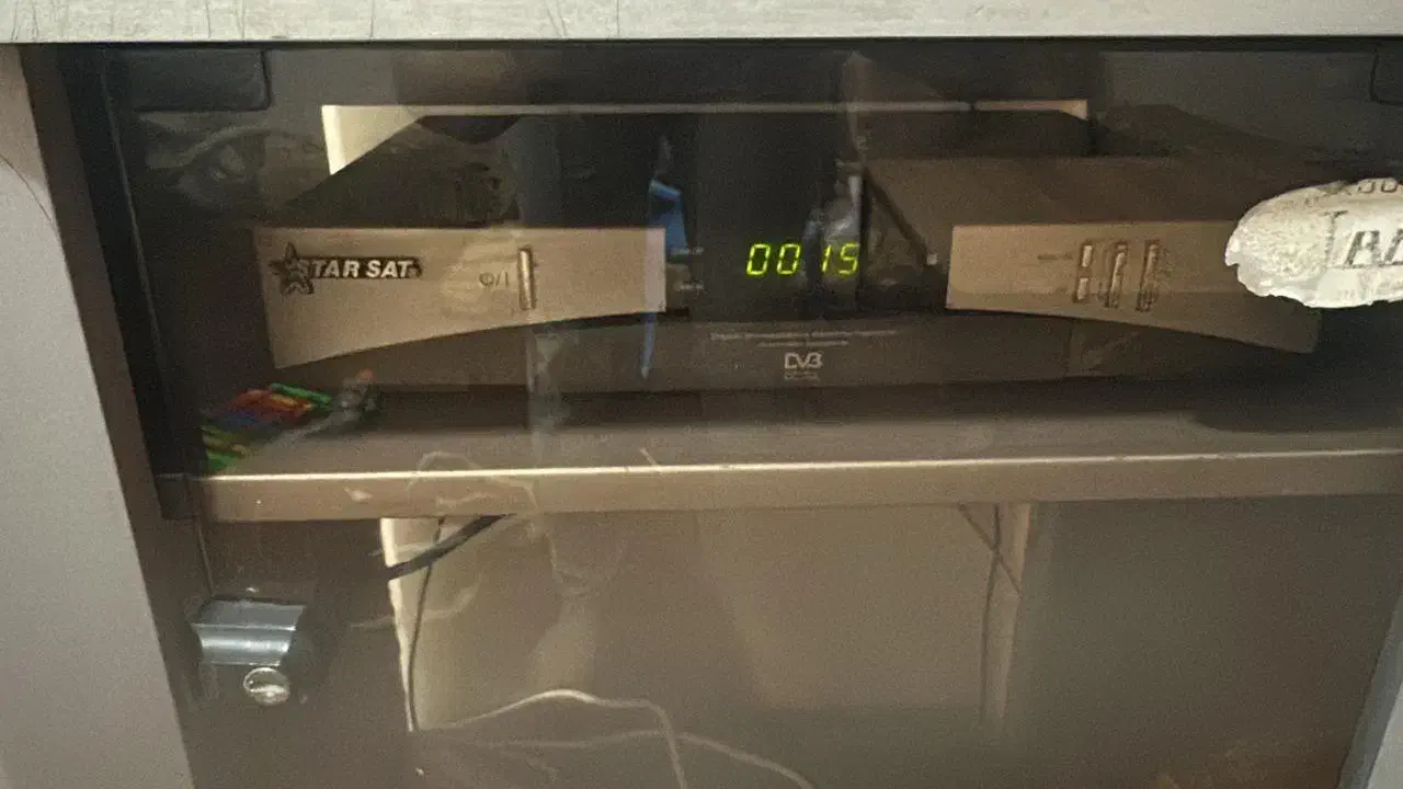 تلویزیون|تلویزیون و پروژکتور|خمینیشهر, |دیوار