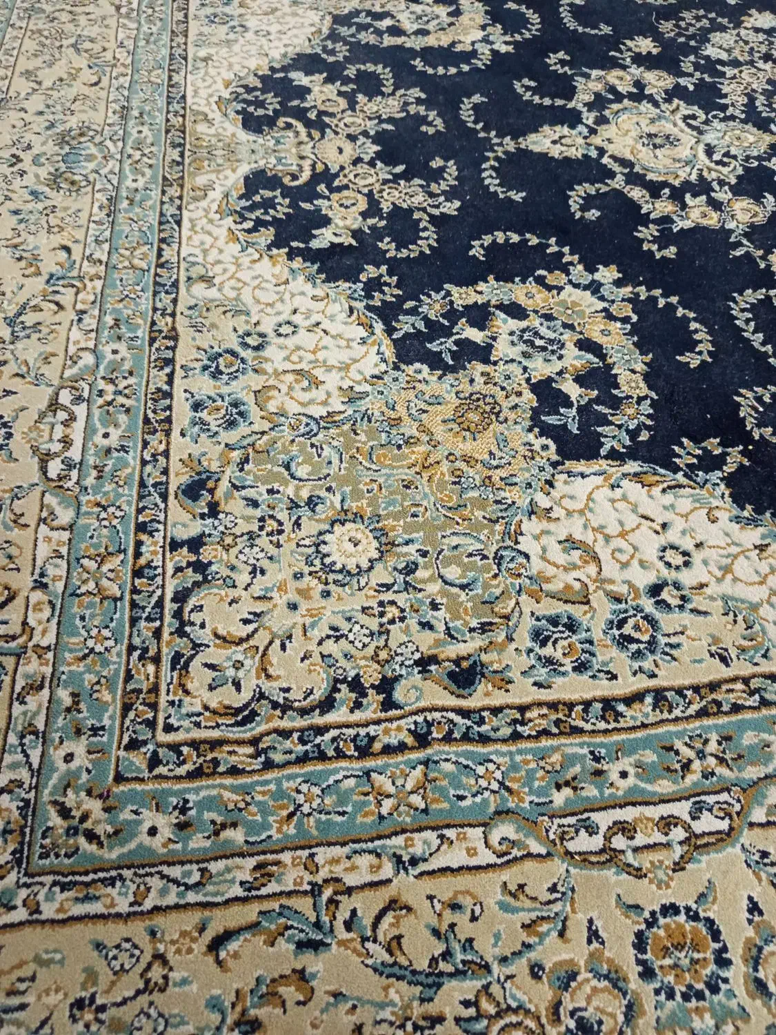 دوعددفرش یکی دوازده متری ویکی شش متری هم طرح|فرش|کرج, شهرک ظفر|دیوار