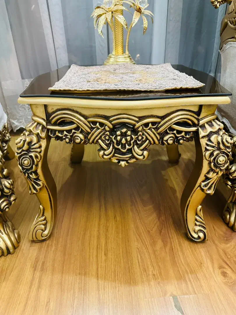 فوری فروشی مبل سلطنتی و میز ناهارخوری|مبلمان خانگی و میز عسلی|محمدشهر, عباس آباد|دیوار