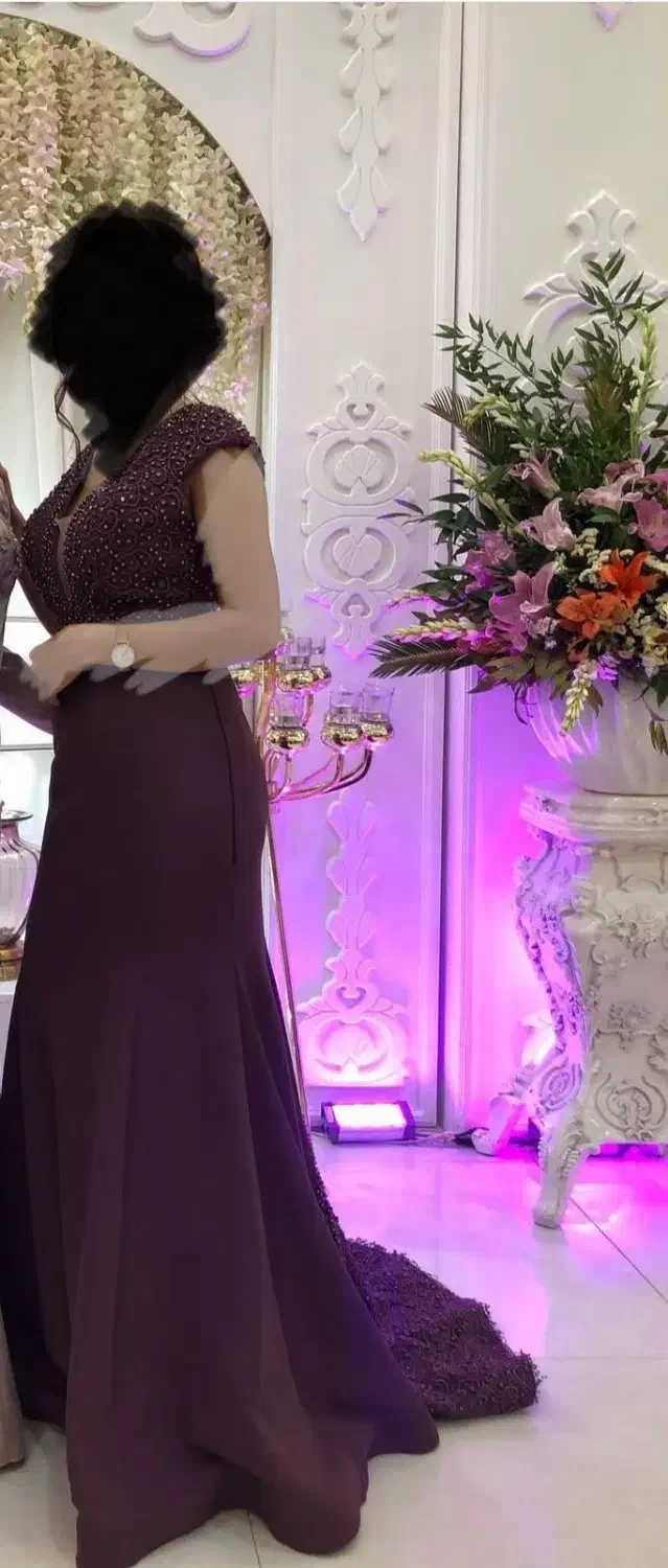 لباس مجلسی|لباس|ری, دیلمان|دیوار