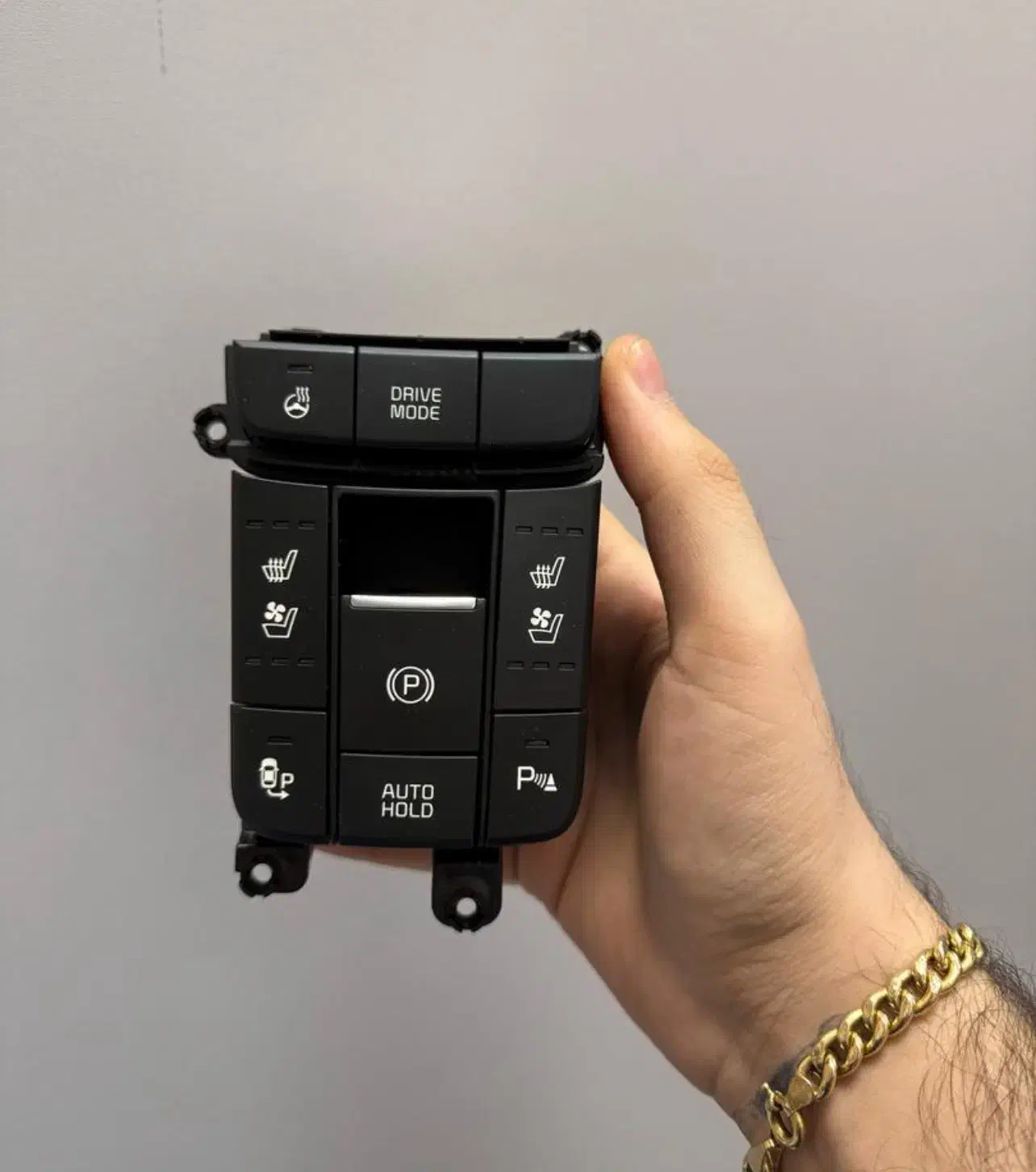 داشبورد سوناتا و آزرا و دکمه های برقی و صندلی|قطعات یدکی و لوازم جانبی|تهران, بهارستان|دیوار