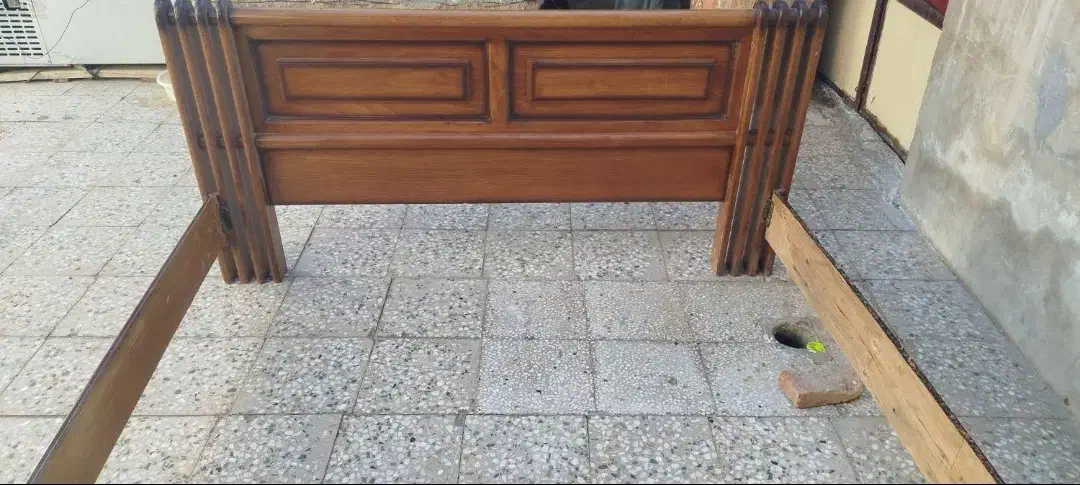 تخت خواب|تخت و سرویس خواب|میبد, |دیوار