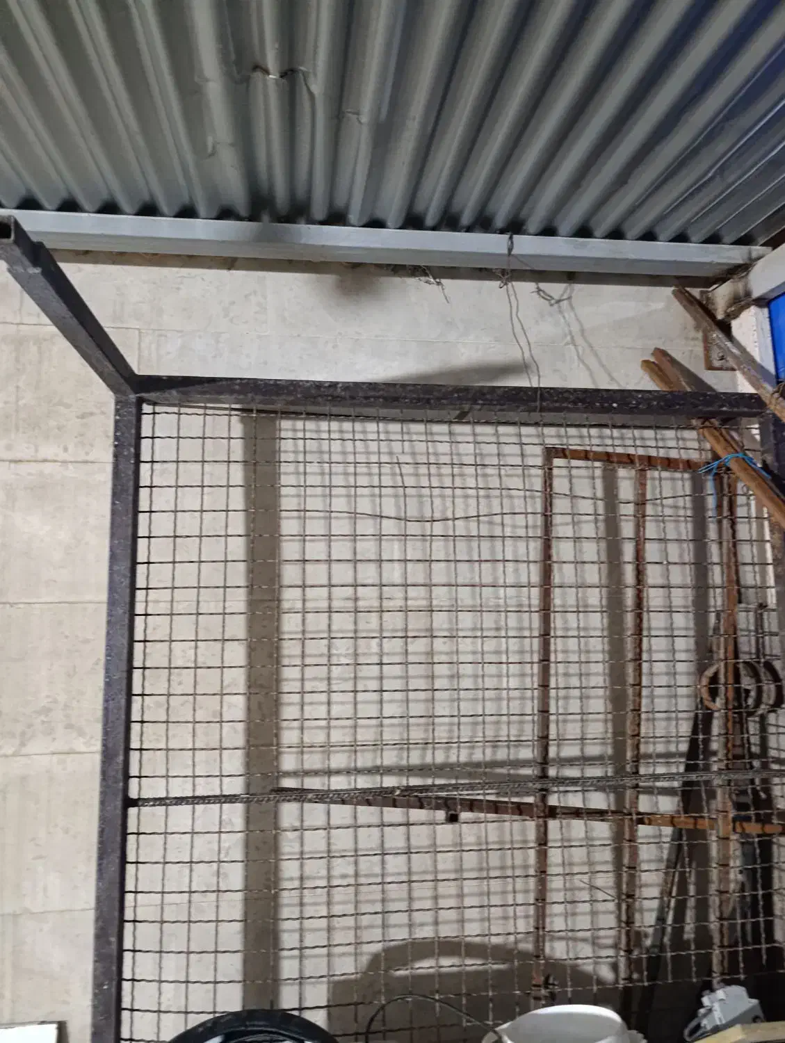 تخت اهنی|تخت و سرویس خواب|شوش, |دیوار