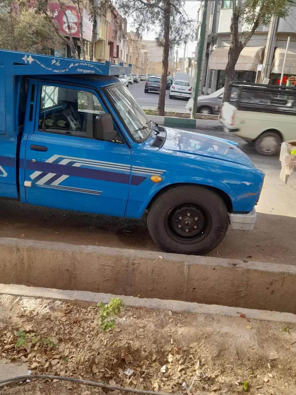 نیسان مدل ۴۰۳|خودرو سواری و وانت|قم, هفت تیر|دیوار