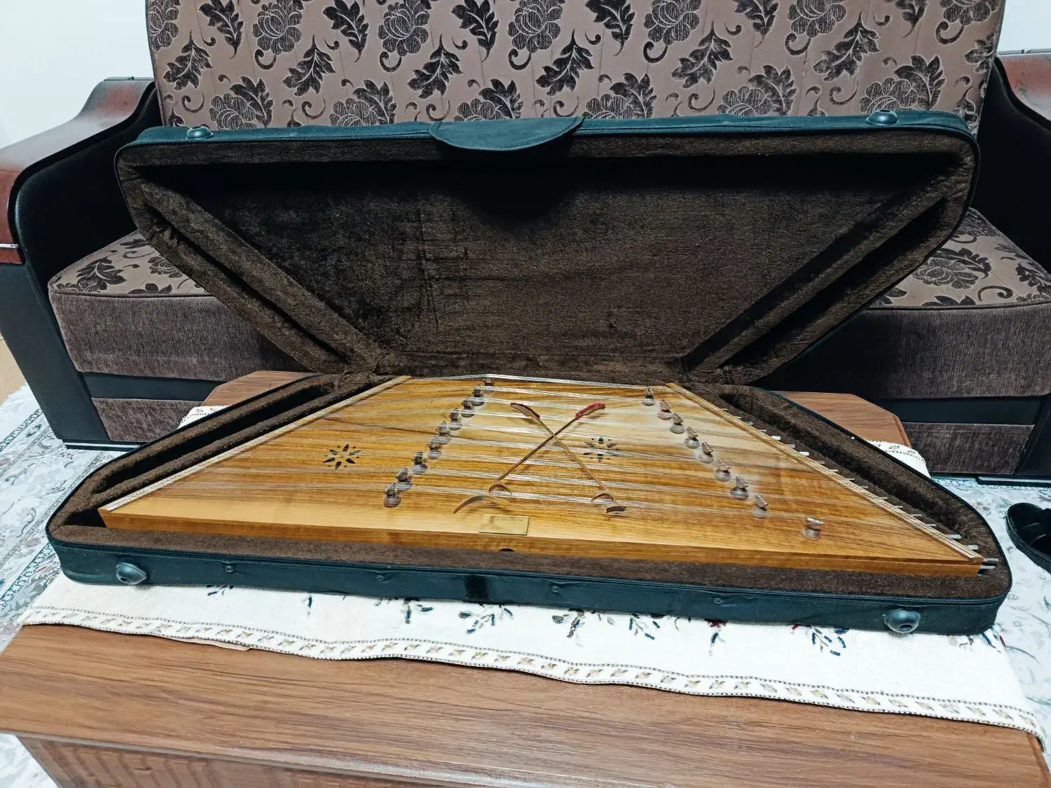 سنتور سنتی|سازهای سنتی|کامیاران, |دیوار