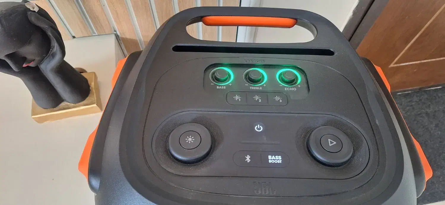 پارتی باکس jbl 710 و 310 با ست میکروفون وایرلس jbl|سیستم صوتی خانگی|تهران, تهران‌نو|دیوار