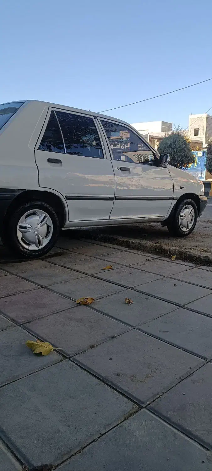 پراید مدل ۹۴ یورو۴ بی رنگ فنی سالم و بدنه آینه|خودرو سواری و وانت|قروه, |دیوار