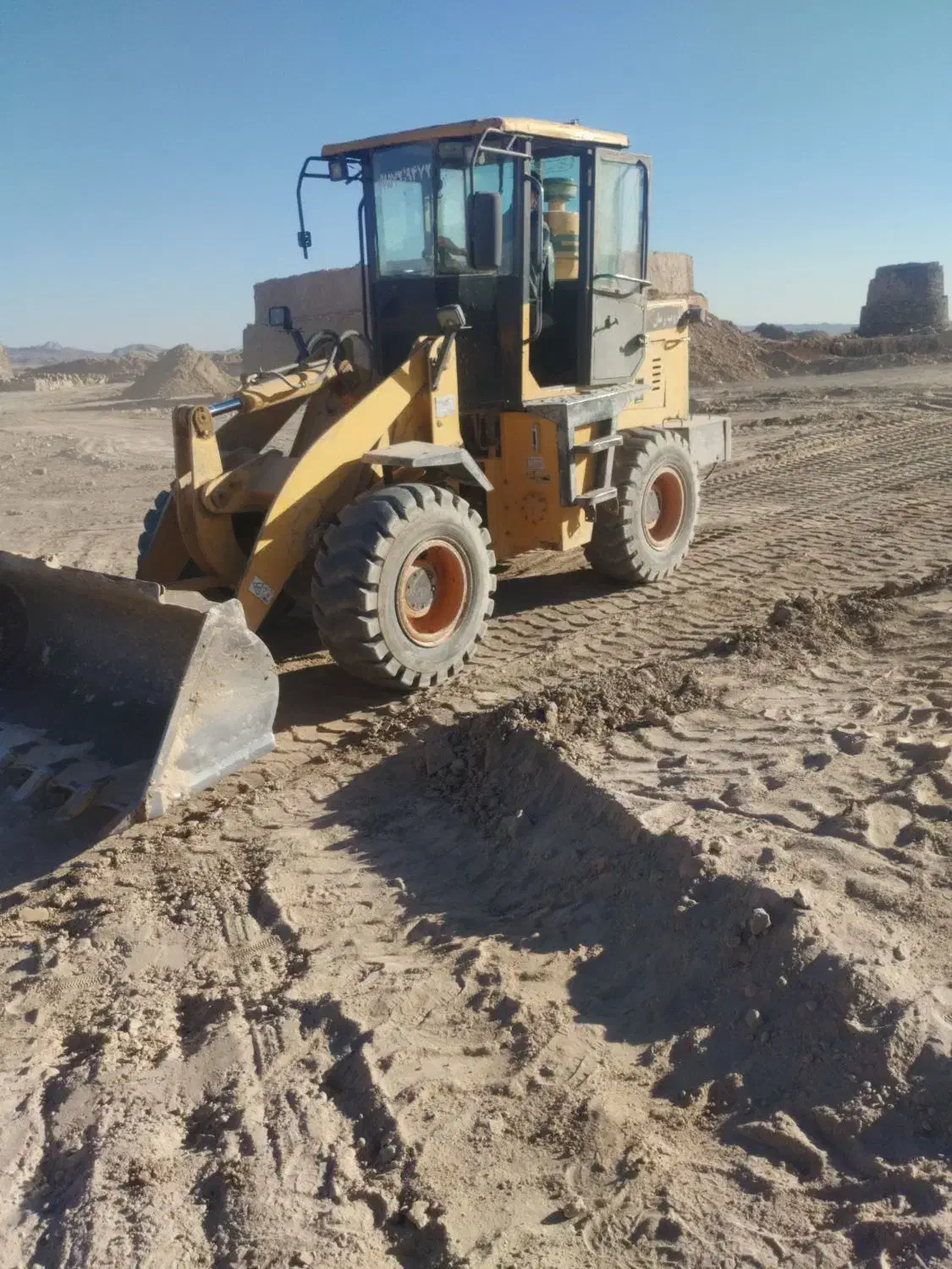 لودر 20|خودرو سنگین|بیرجند, |دیوار