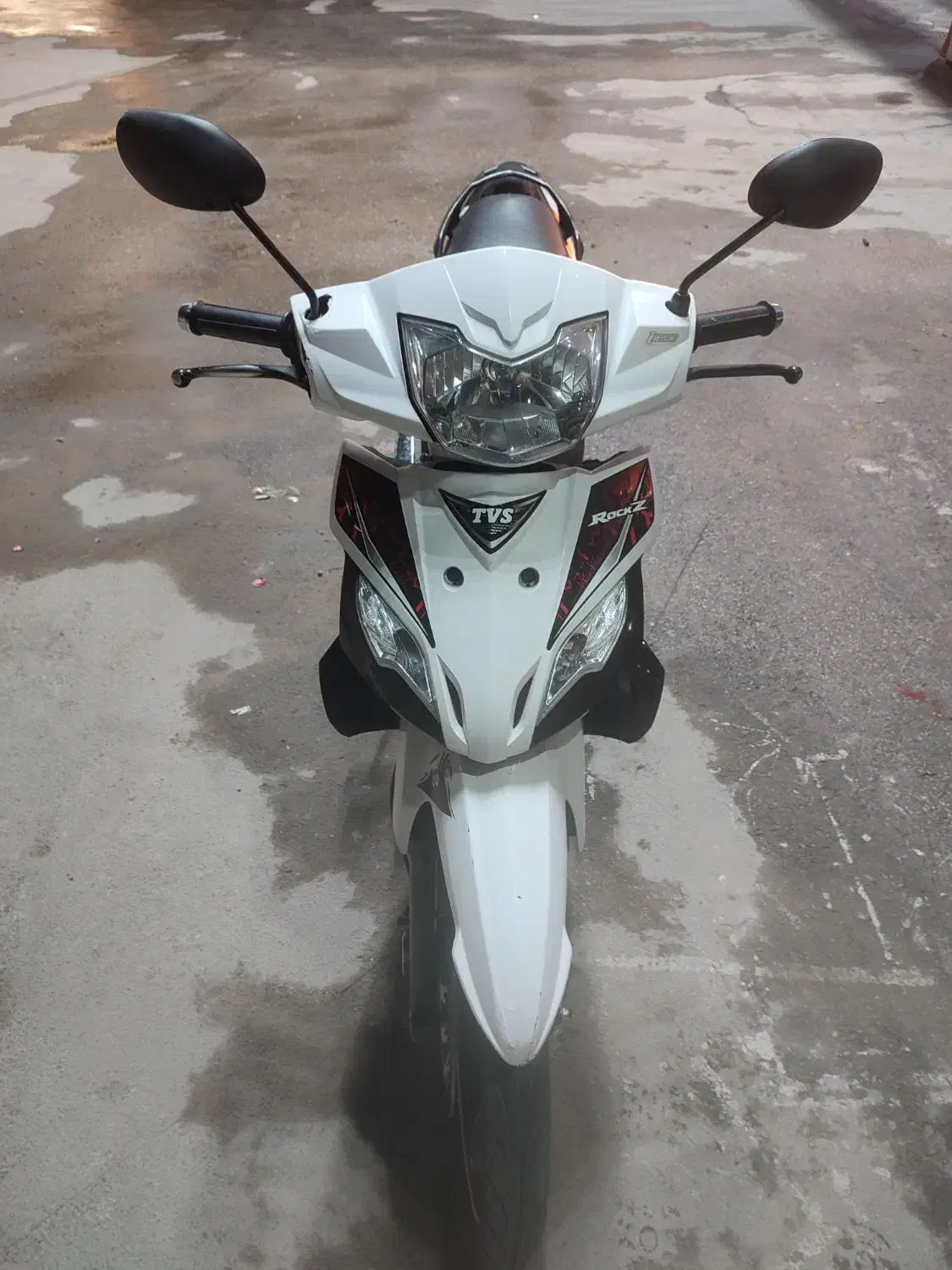 ویو tvs racez|موتورسیکلت|شیراز, شهرک سراج‎|دیوار