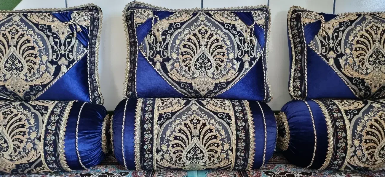 رو بالش و روپشتی|رختخواب، بالش، پتو|یاسوج, |دیوار