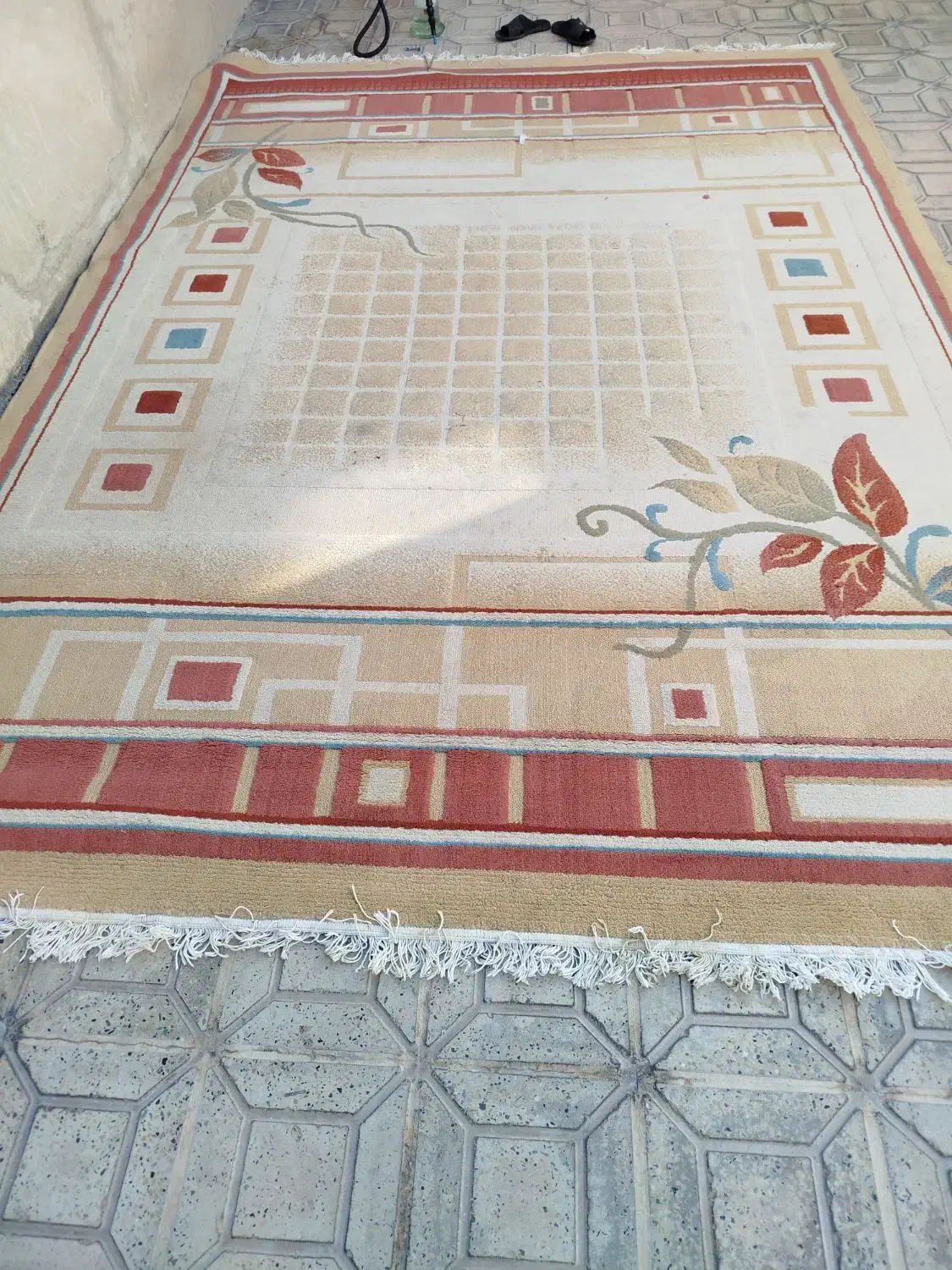 گلیم تو آشپزخونه ۹متری|گلیم، جاجیم، گبه|ایلام, |دیوار