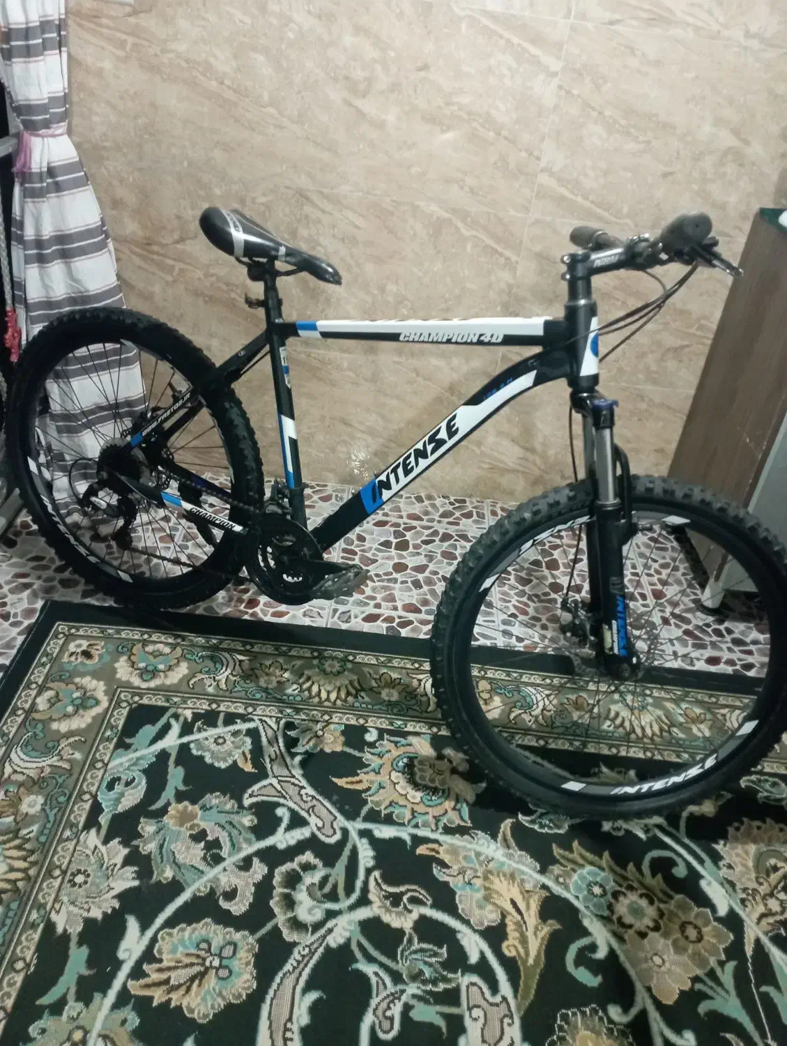 دوچرخه 26|دوچرخه، اسکیت، اسکوتر|سنگر, |دیوار