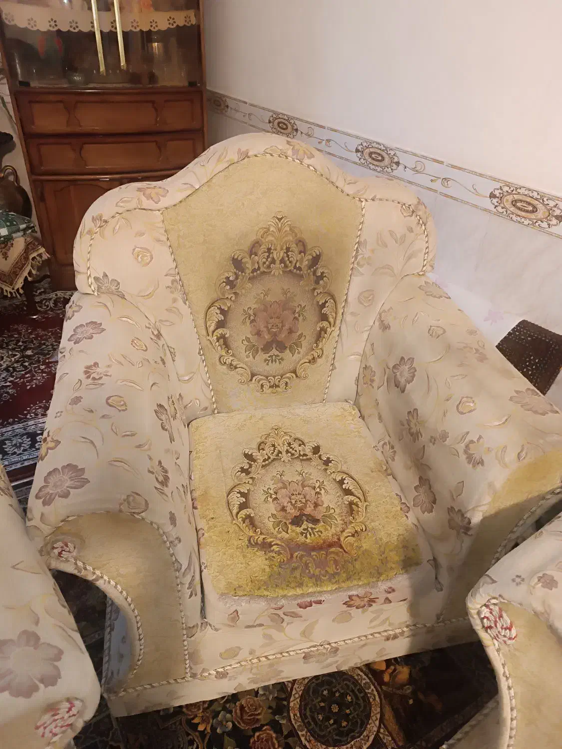 مبل ۷ نفره مناسب خانه باغی و مغازه|مبلمان خانگی و میز عسلی|تویسرکان, |دیوار