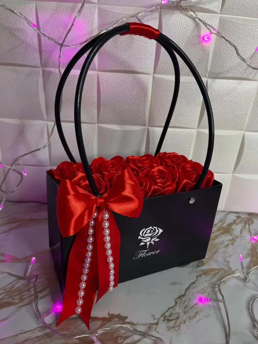 کادو روز مادر باکس و فلاور بگ|صنایع دستی و سایر لوازم تزئینی|قزوین, |دیوار