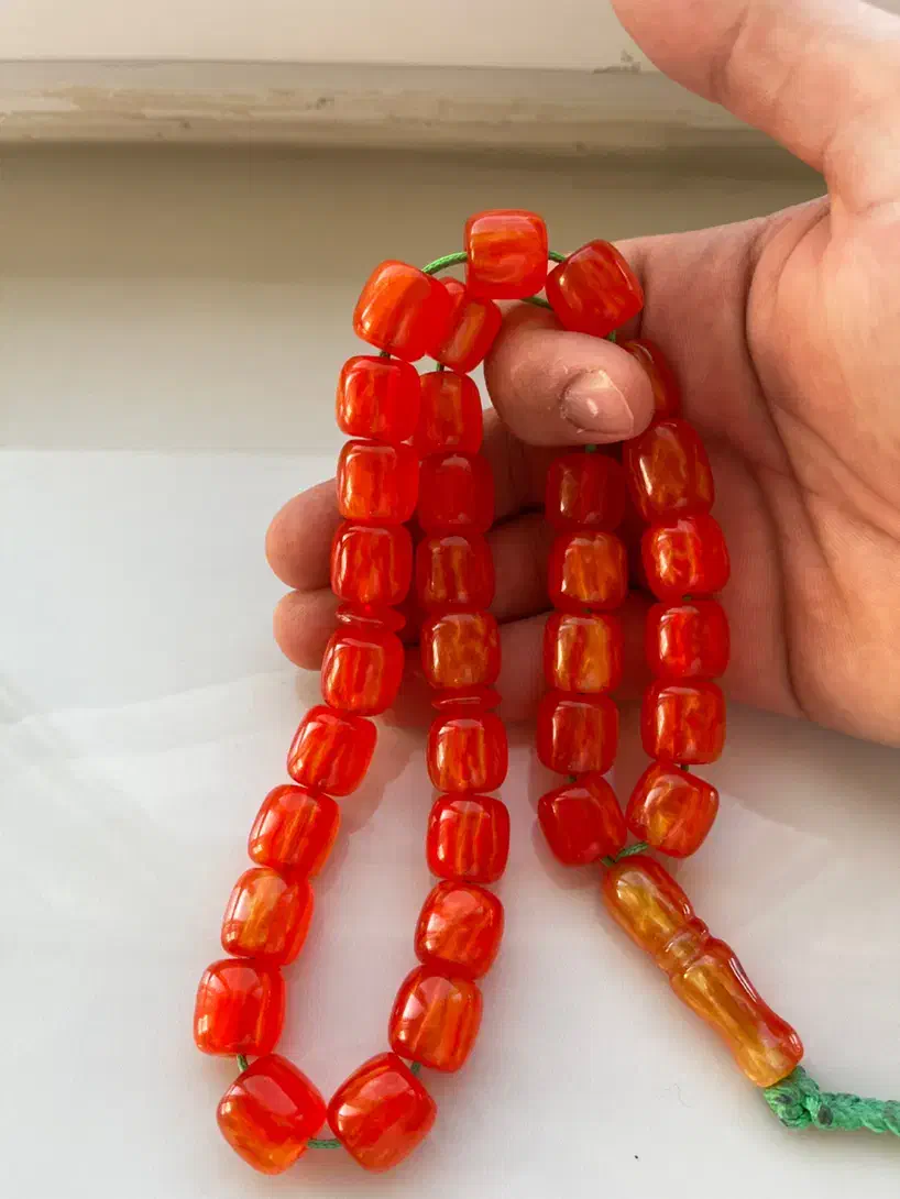 تسبیح چرکه پرتغالی|کلکسیون اشیاء عتیقه|اردبیل, |دیوار