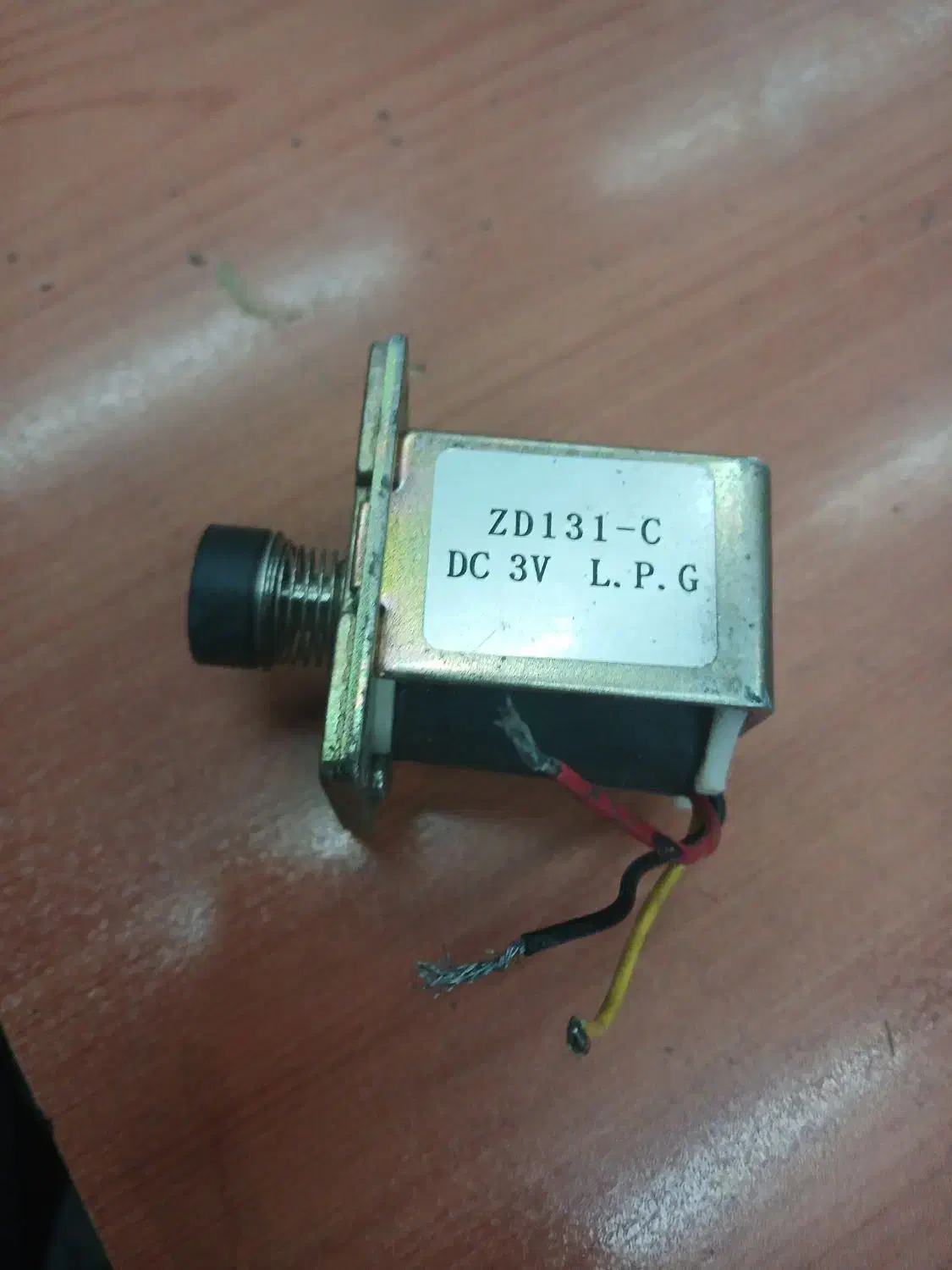 شیر برقی آبگرم کن گازی بوتان|آبگرمکن، پکیج، شوفاژ|رشت, خواهر امام|دیوار