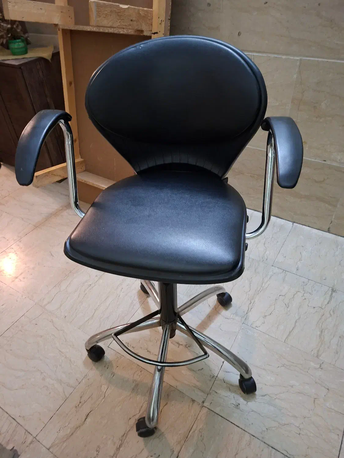 صندلی شفق کاملا نو|صندلی و نیمکت|تهران, سهروردی|دیوار