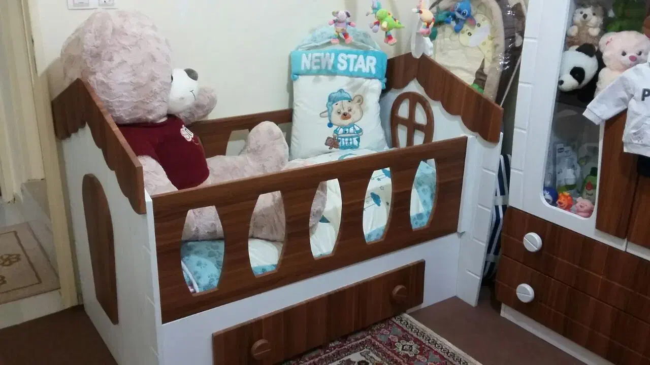 تختخواب و کمد|تخت و سرویس خواب|لاهیجان, گلستان|دیوار