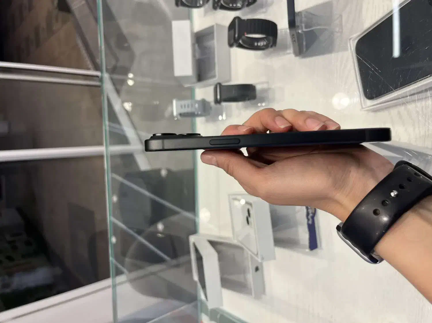 iphone 15|موبایل|مشهد, کلاهدوز|دیوار