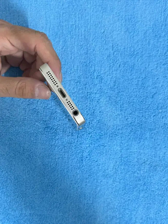 آیفون ۵ اس ۶۴ ipone 5s 64 gig|موبایل|قم, انسجام|دیوار