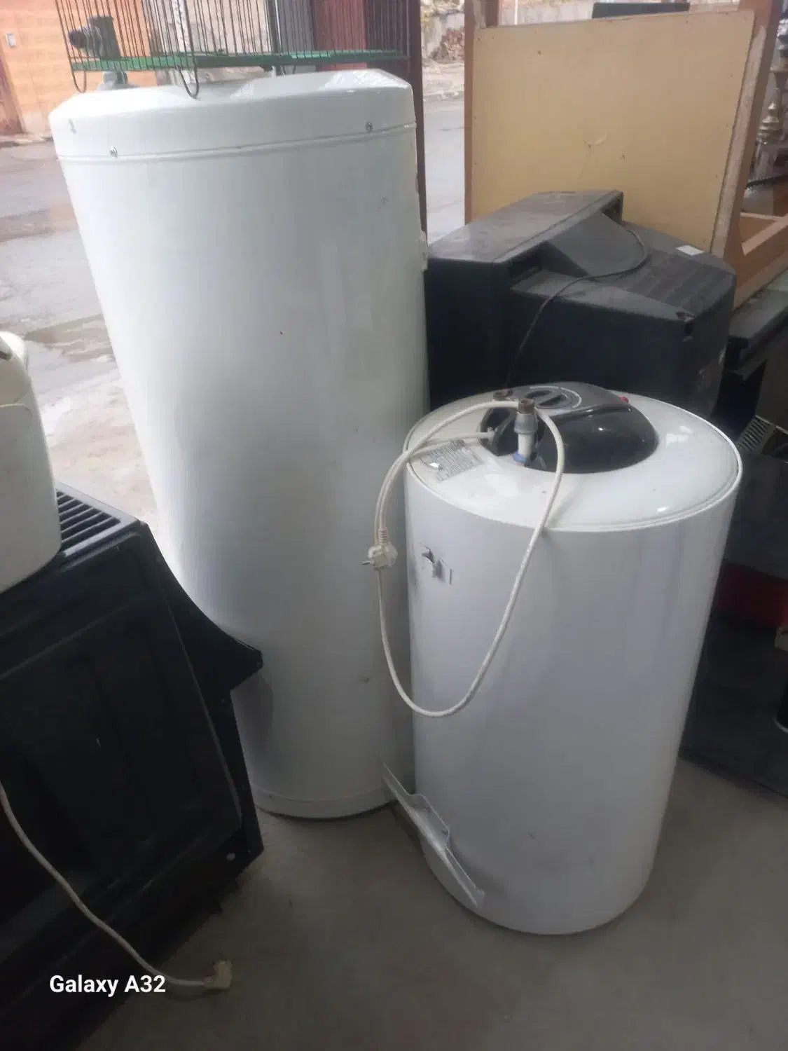 آبگرمکن برقی|آبگرمکن، پکیج، شوفاژ|نظرآباد, رسالت|دیوار