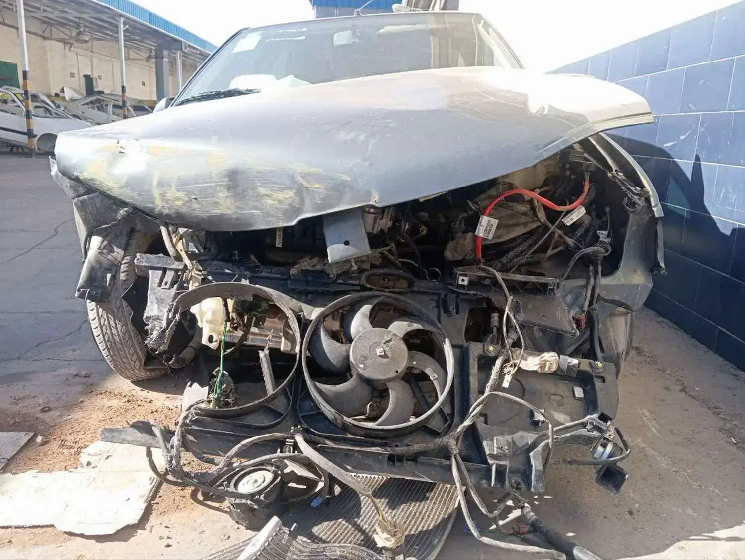 پژو پارس تصادفی|خودرو سواری و وانت|کرمان, |دیوار