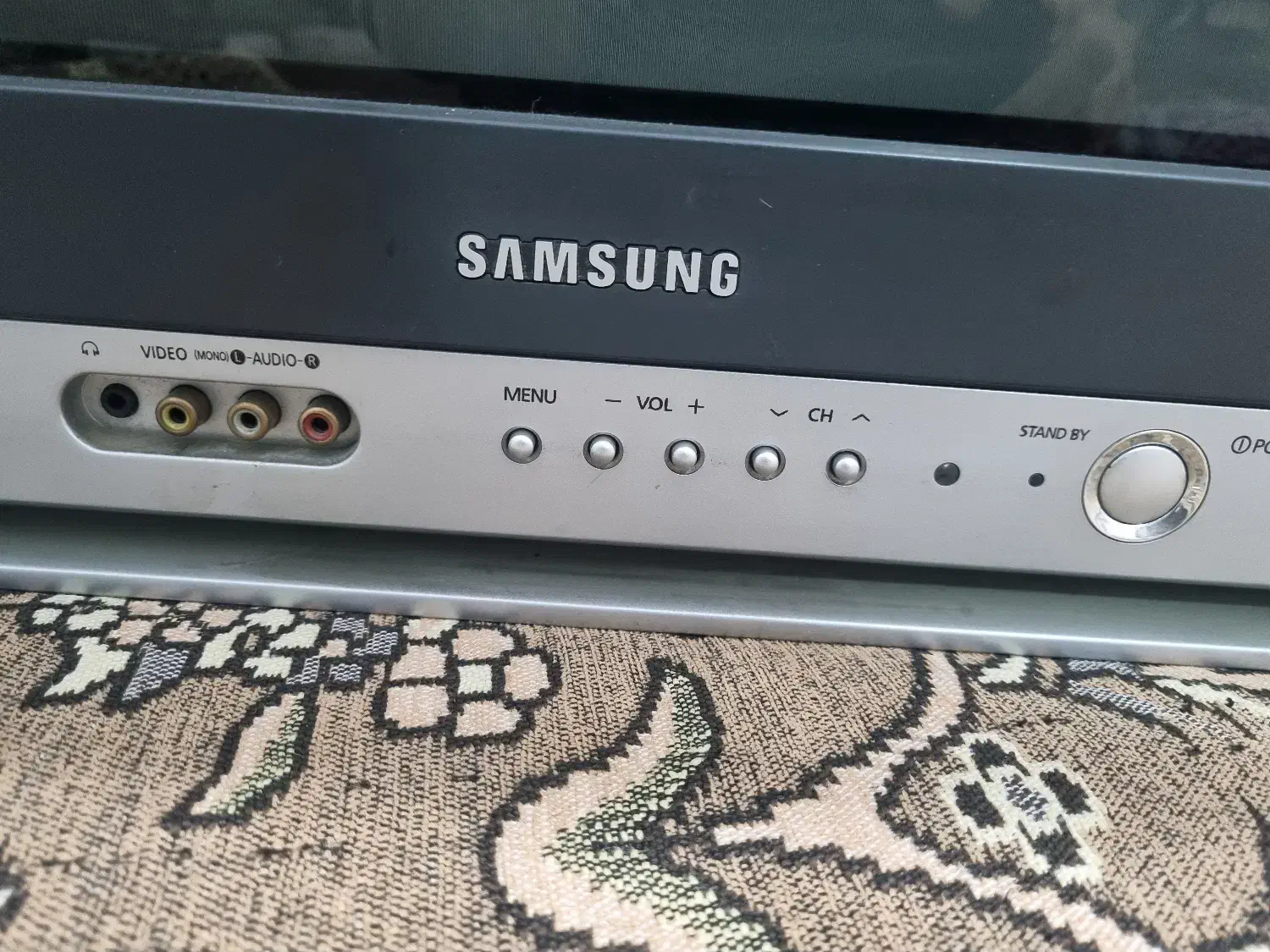 تلویزیون سامسونگ اصل ۲۱ اینچ سالم|تلویزیون و پروژکتور|قائم‌شهر, |دیوار