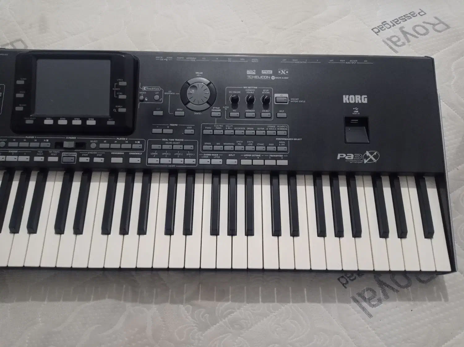 KORG pa3X76key|پیانو، کیبورد، آکاردئون|نقده, |دیوار