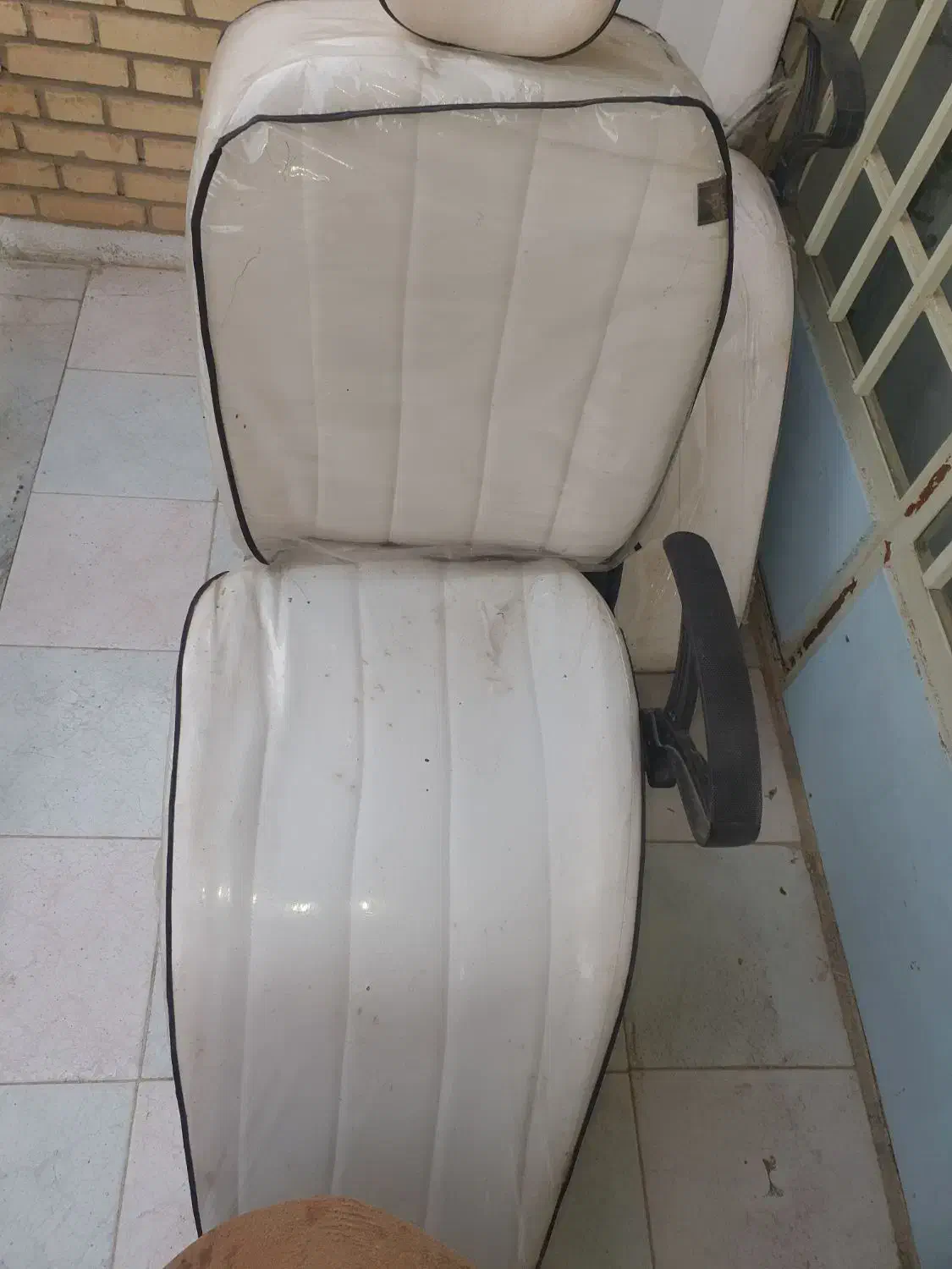 فروش ویژه دو عدد صندلی آرایشگاه|آرایشگاه و سالنهای زیبایی|نجفآباد, ویلاشهر|دیوار