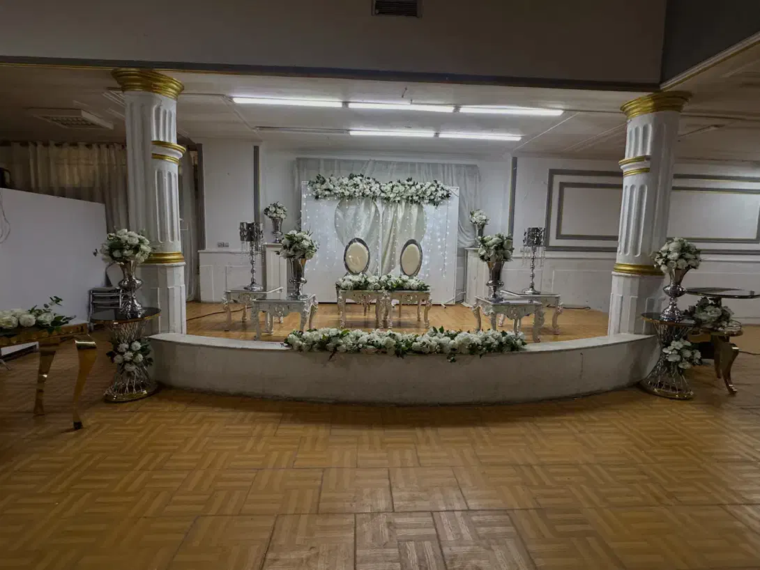 تالار بزرگ ظرفیت بالا|خدمات پذیرایی، مراسم|زاهدان, |دیوار