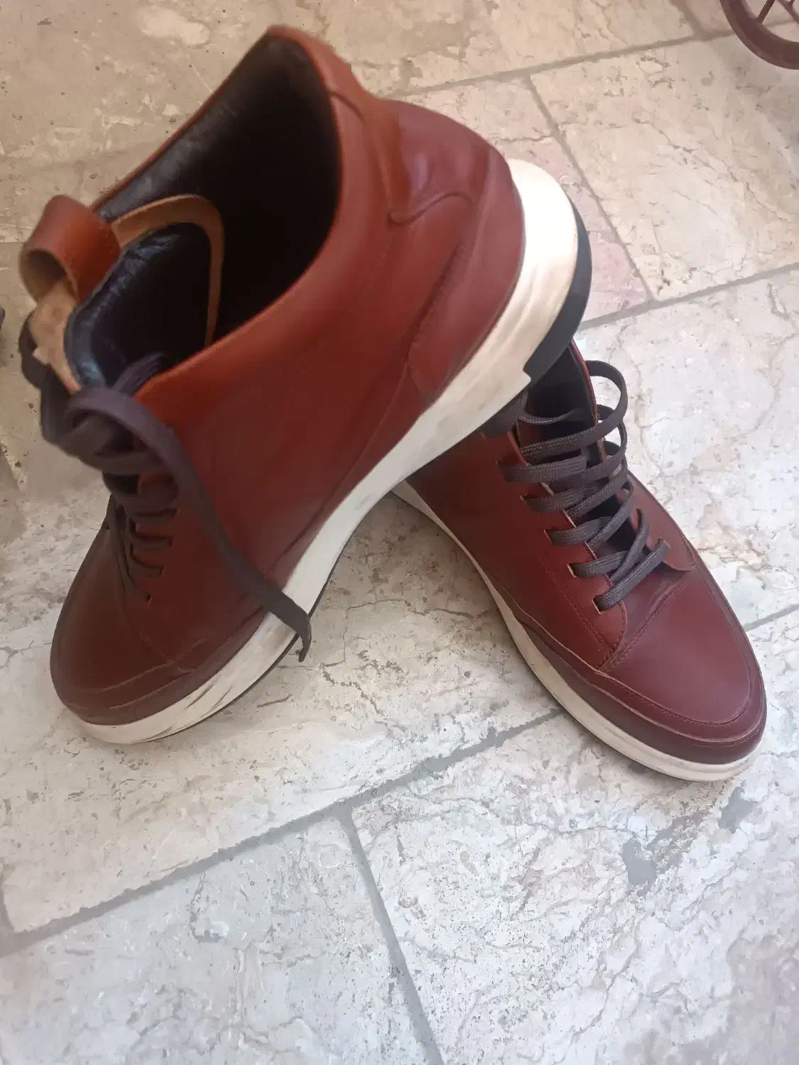 کفش نیم بوت چرم|کیف، کفش، کمربند|باغستان, |دیوار